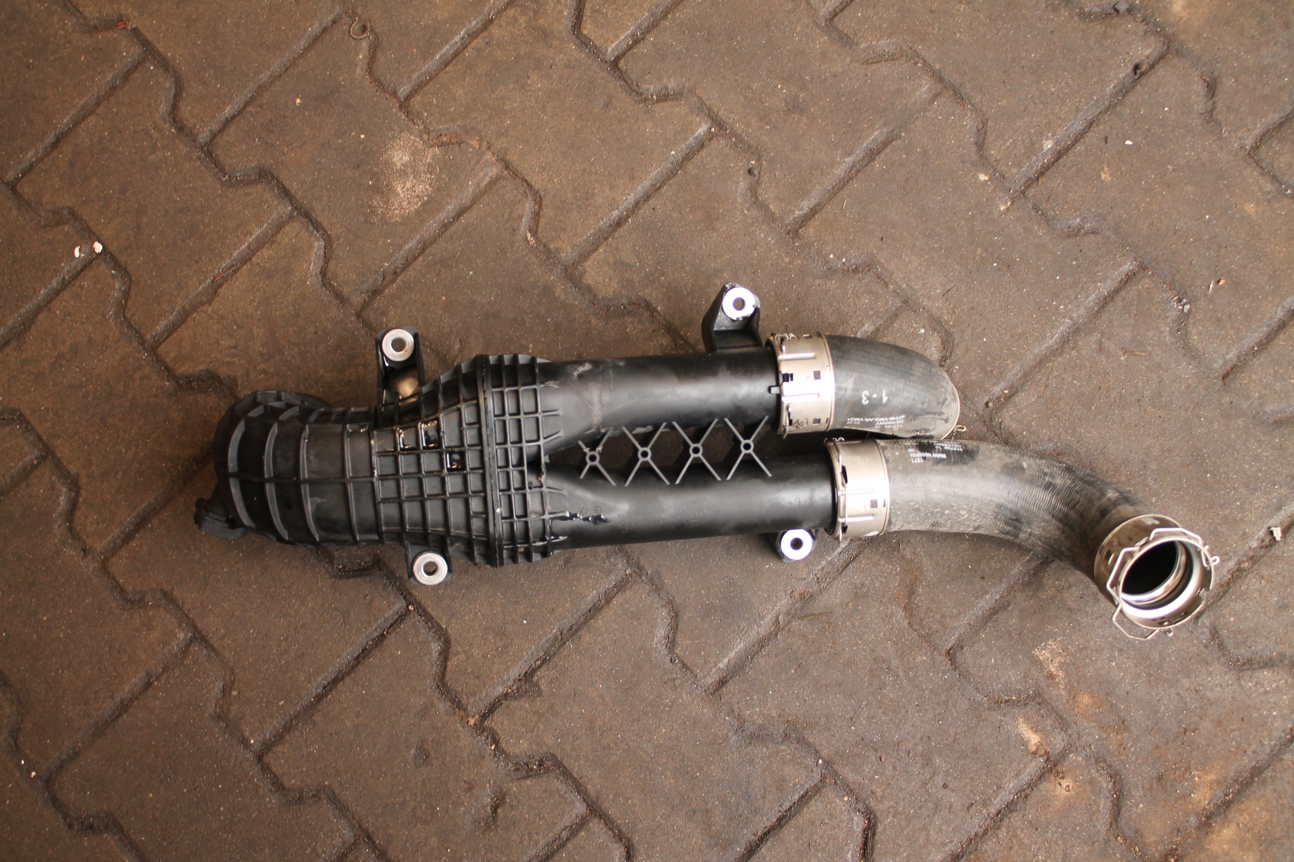 pipe wiring TURBA BMW 8054843