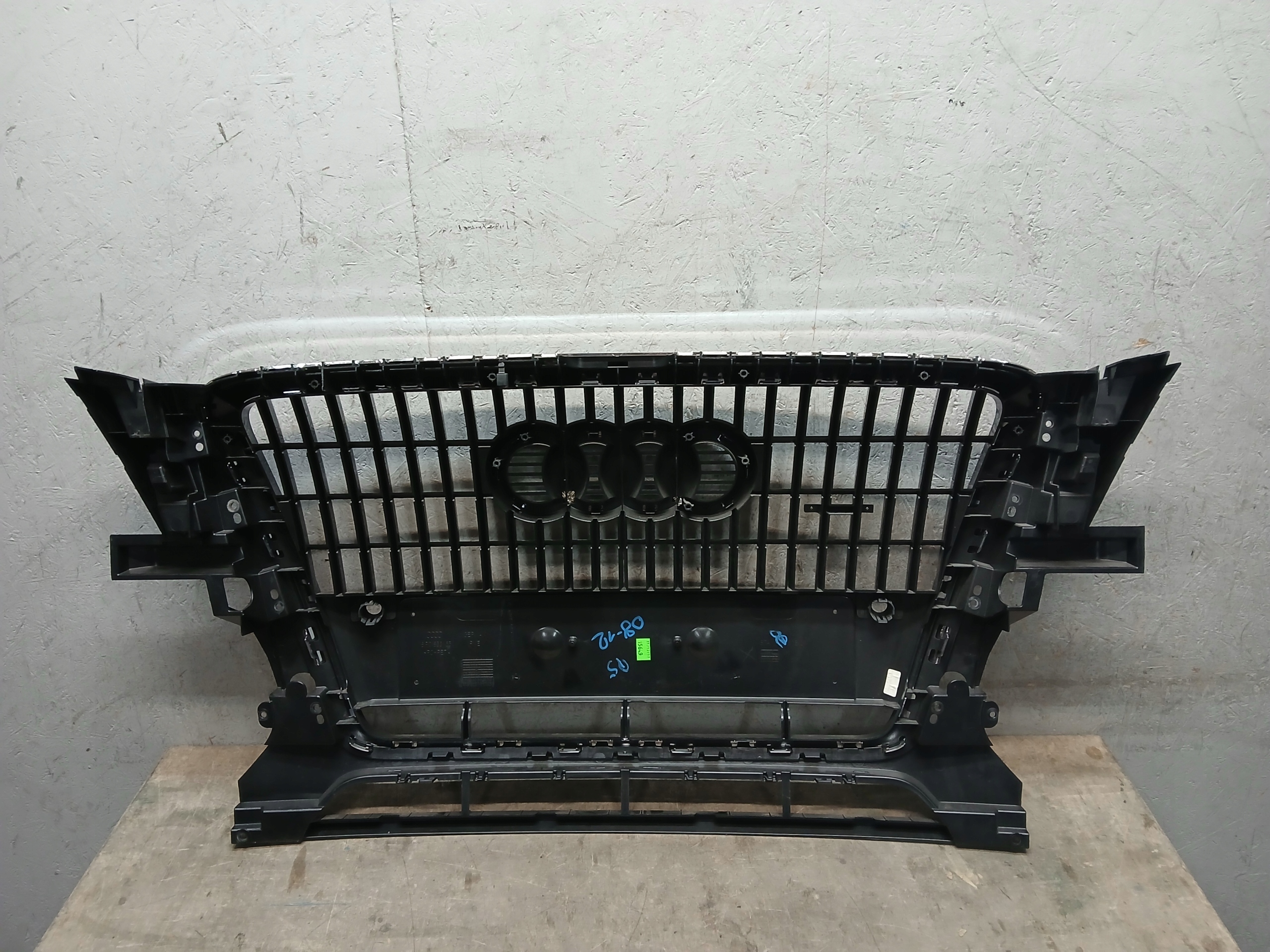Grille AUDI Q5 8R 08-12 8R0853651