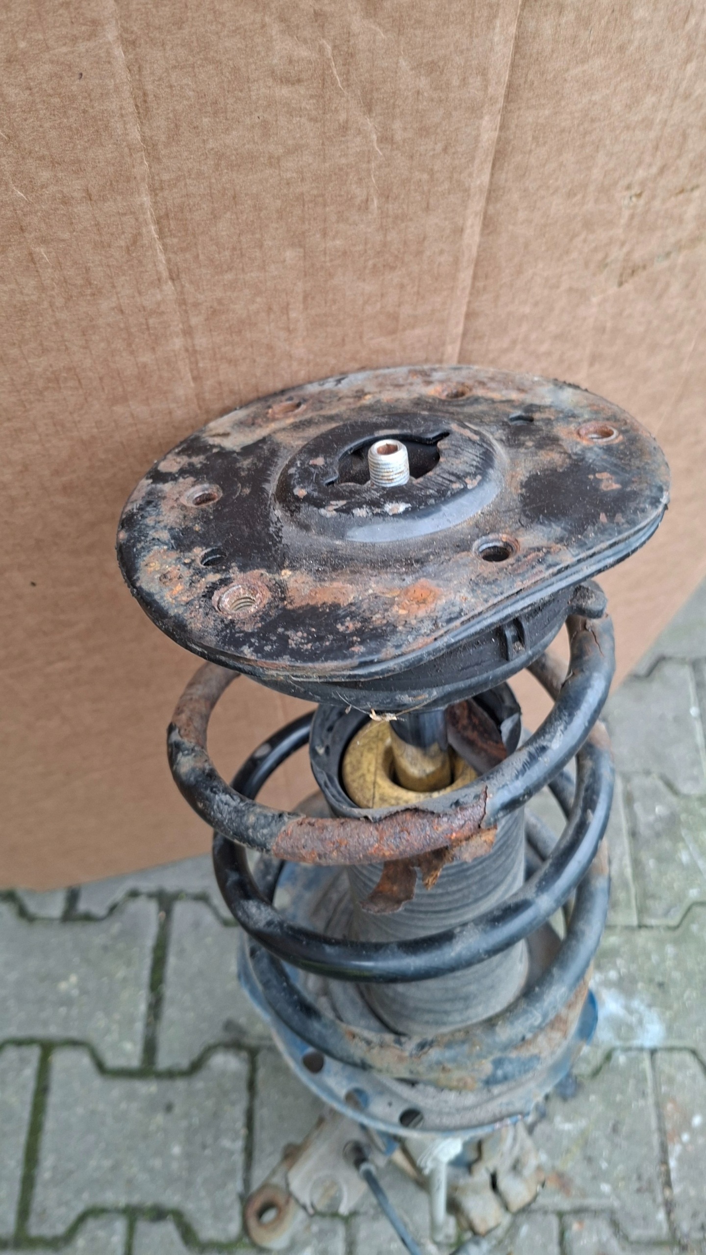 shock absorber swing left front FORD MONDEO MK4 2.0TDCI
