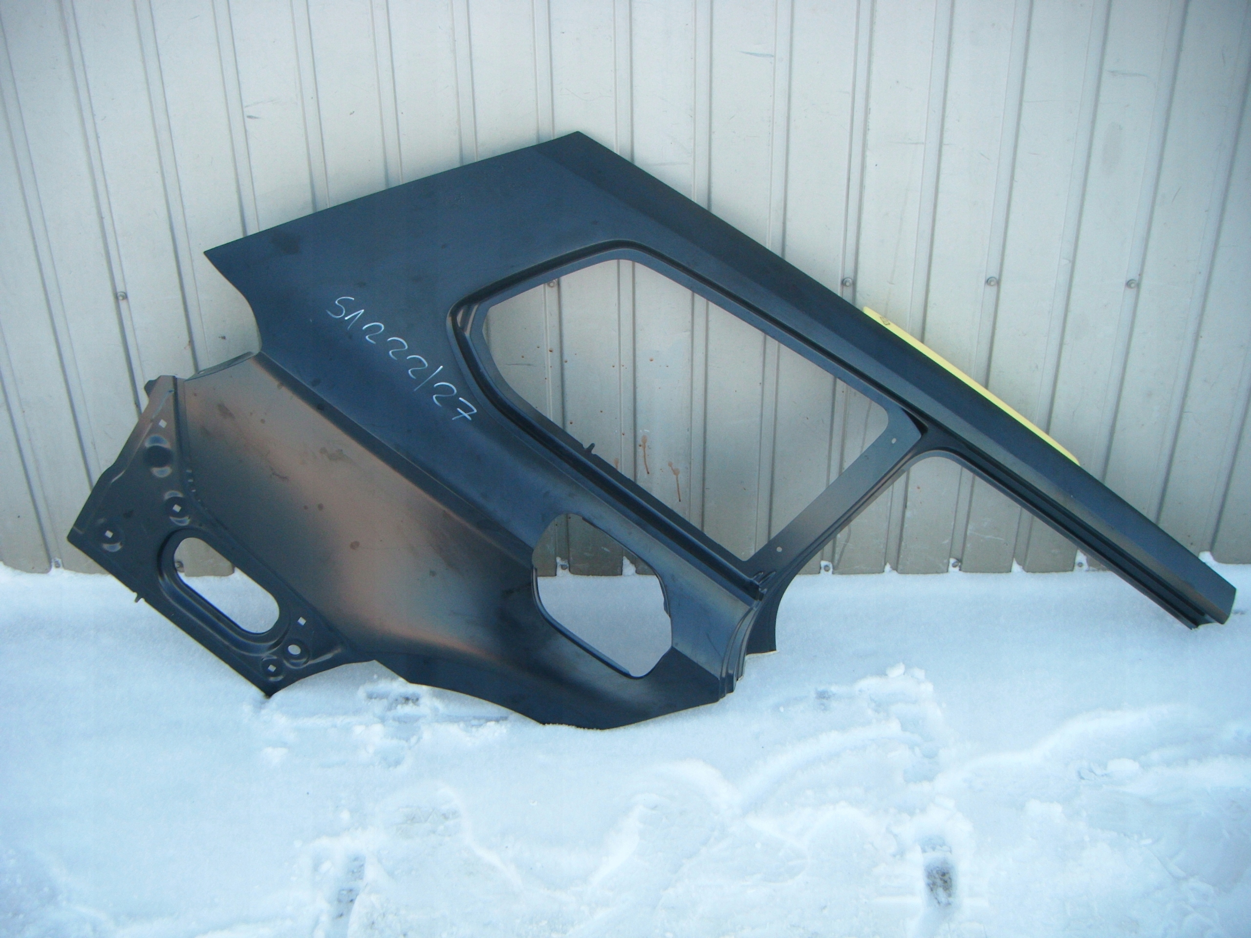 VW PASSAT B8 KOMBI 14- BŁOTNIK PRAWY TYŁ 3G9809844