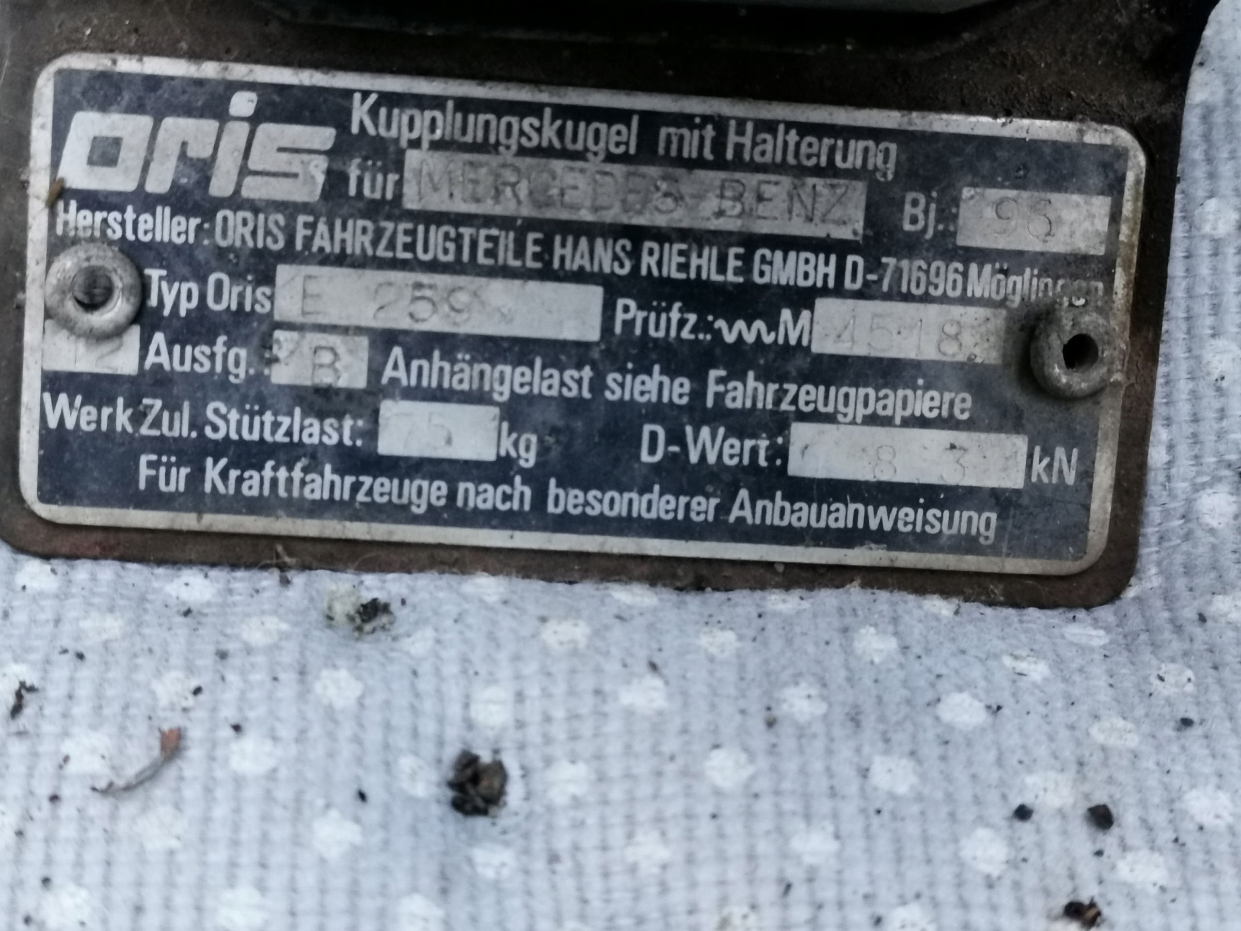 MERCEDES 190 W201 tow KULA ORIS odpinany