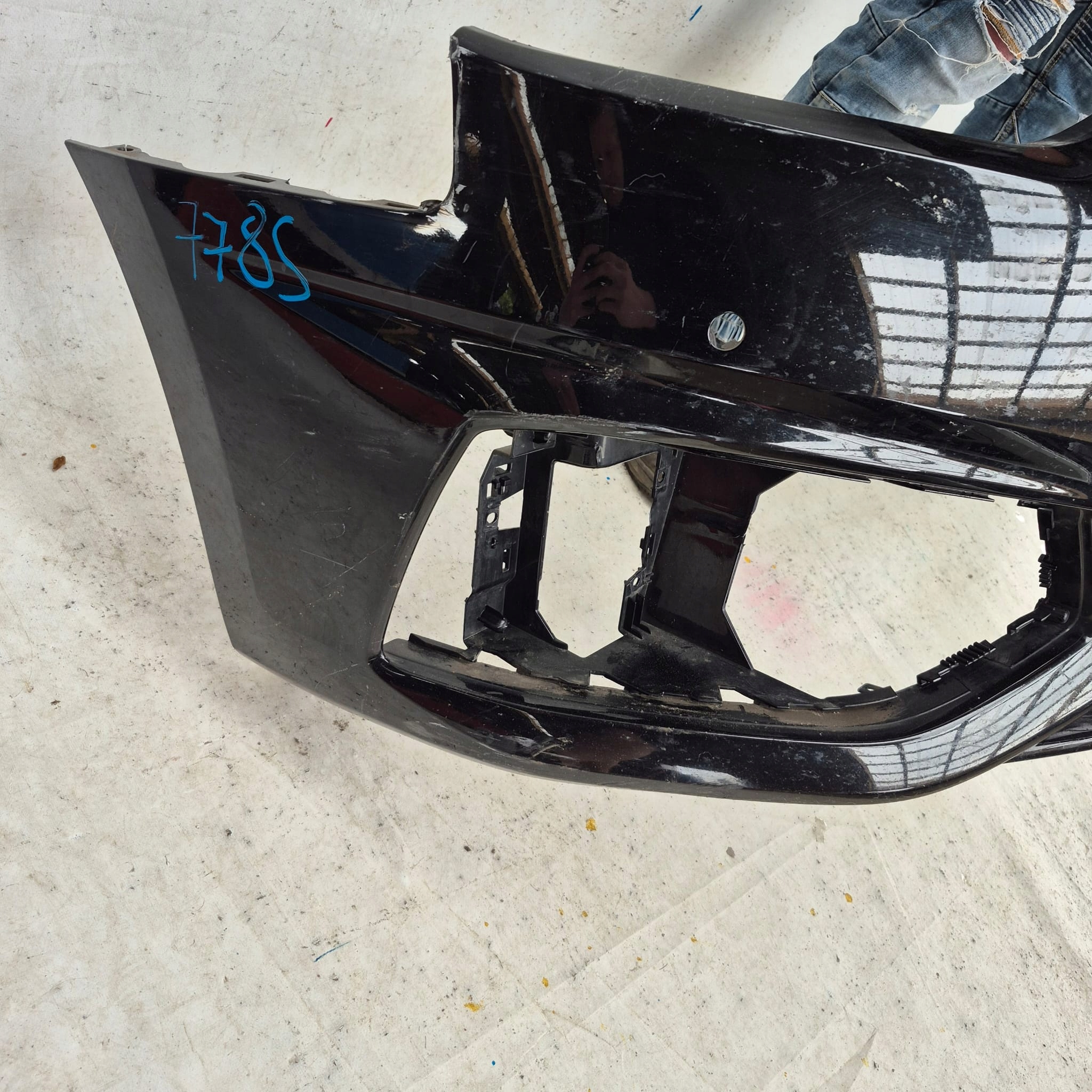 AUDI A4 B9 8W LIFT 19-23 bumper front front PDC