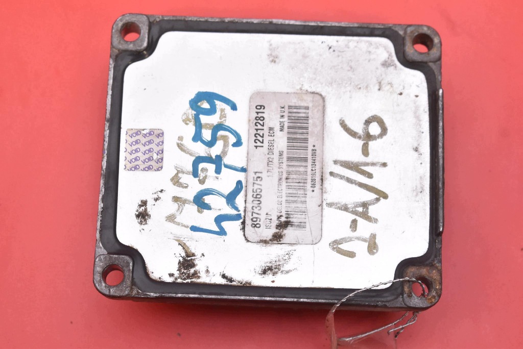 control unit computer of the engine 12212819 8973065751 OPEL ASTRA 2 II G 1.7 DTI