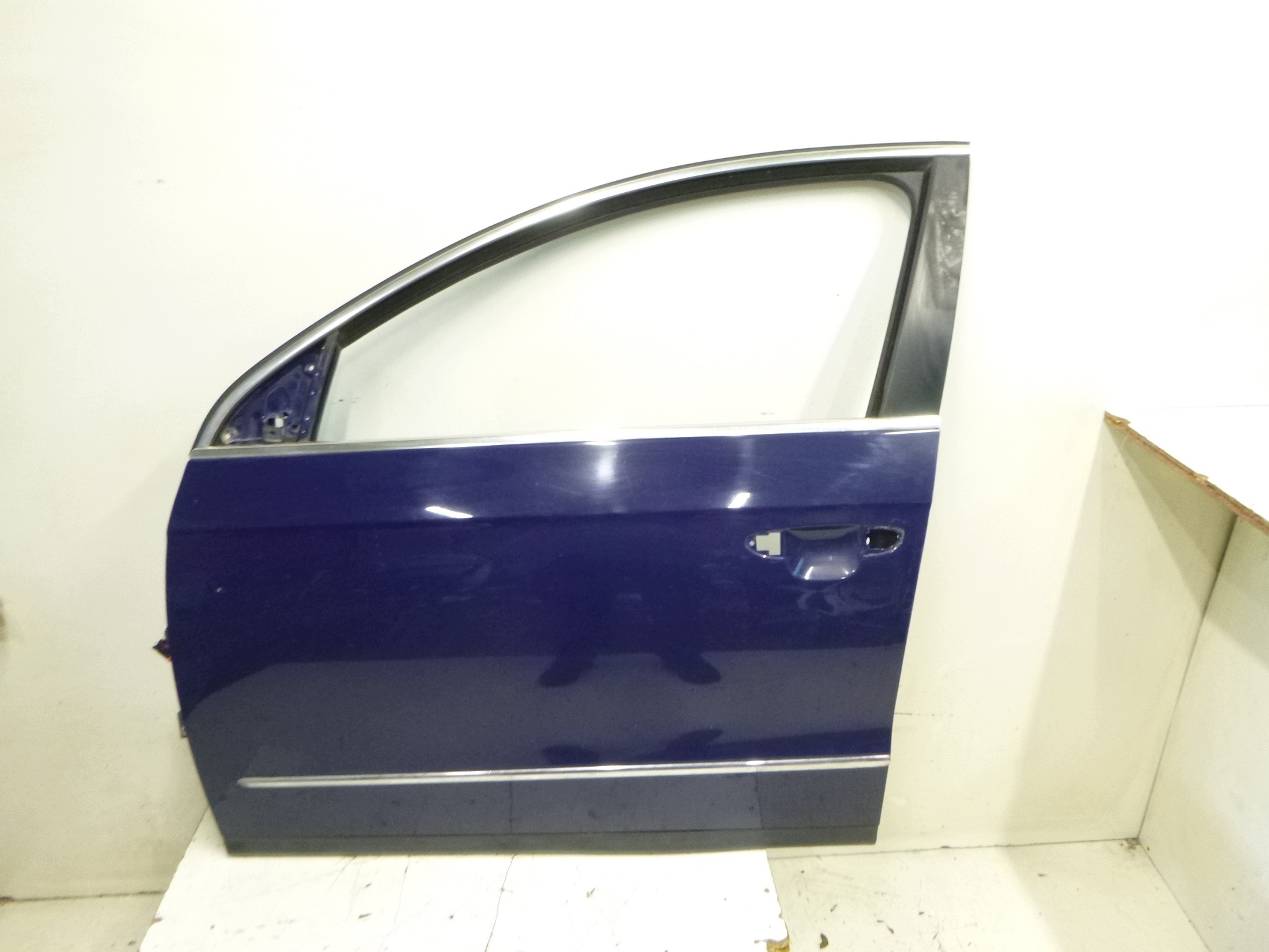 door front left VW Passat B6 KOMBI 2006r.