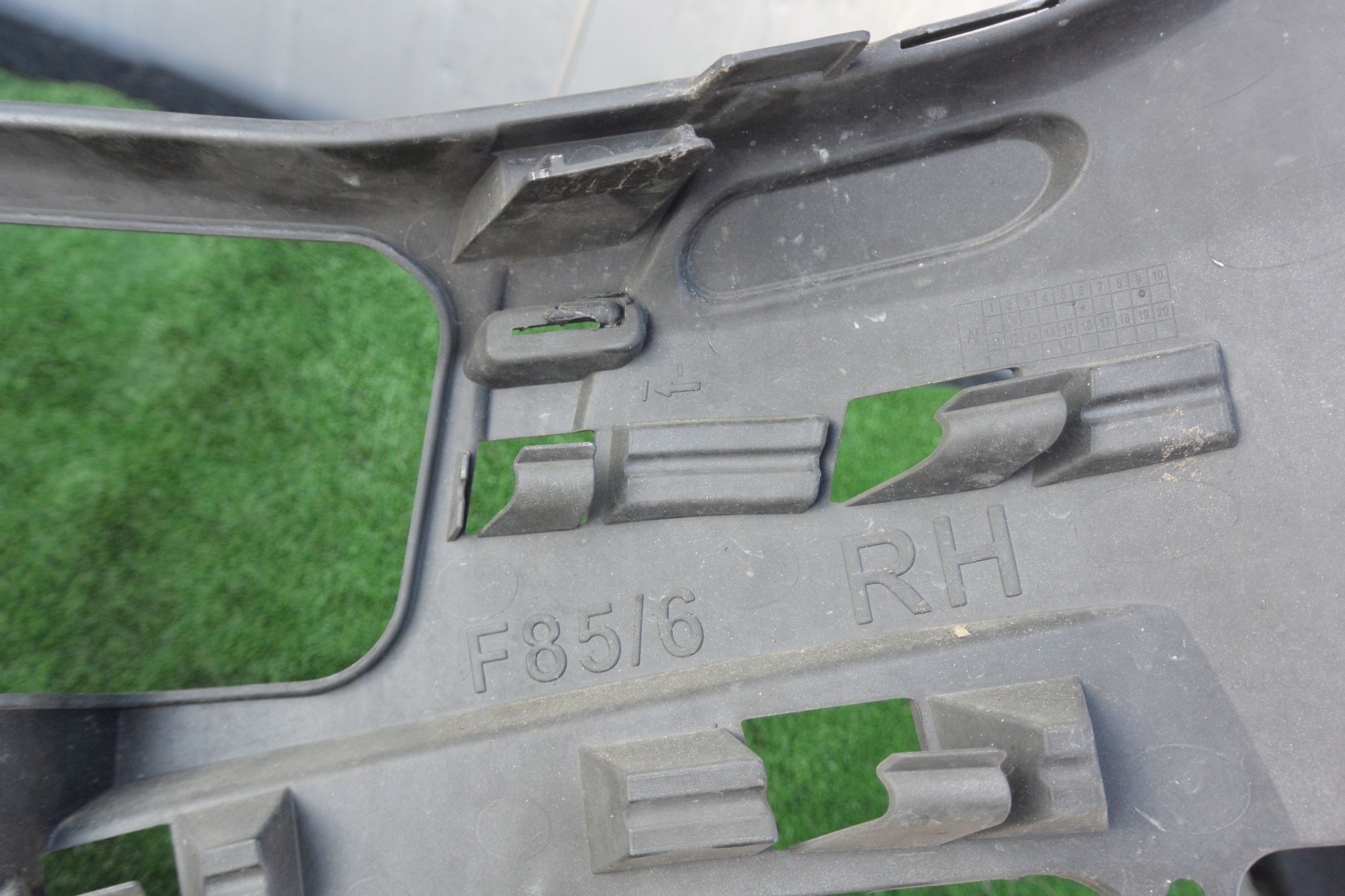 Support plaque Support Support Poignée Aile Droite BMW X5 F15 F85