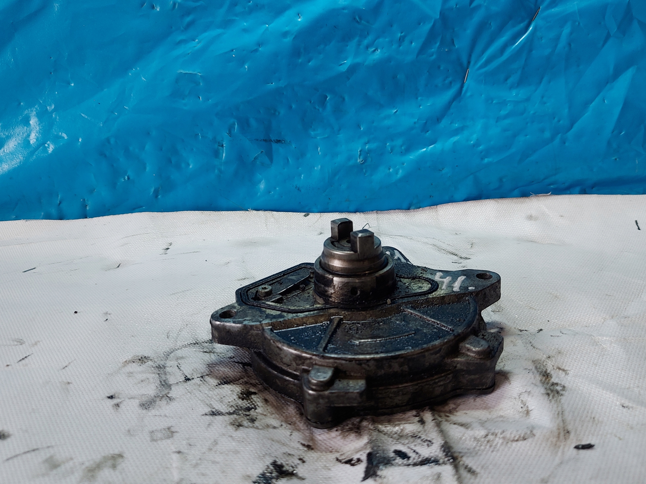 Pompa VACUM MERCEDES W169 2.0 CDI A6402300465