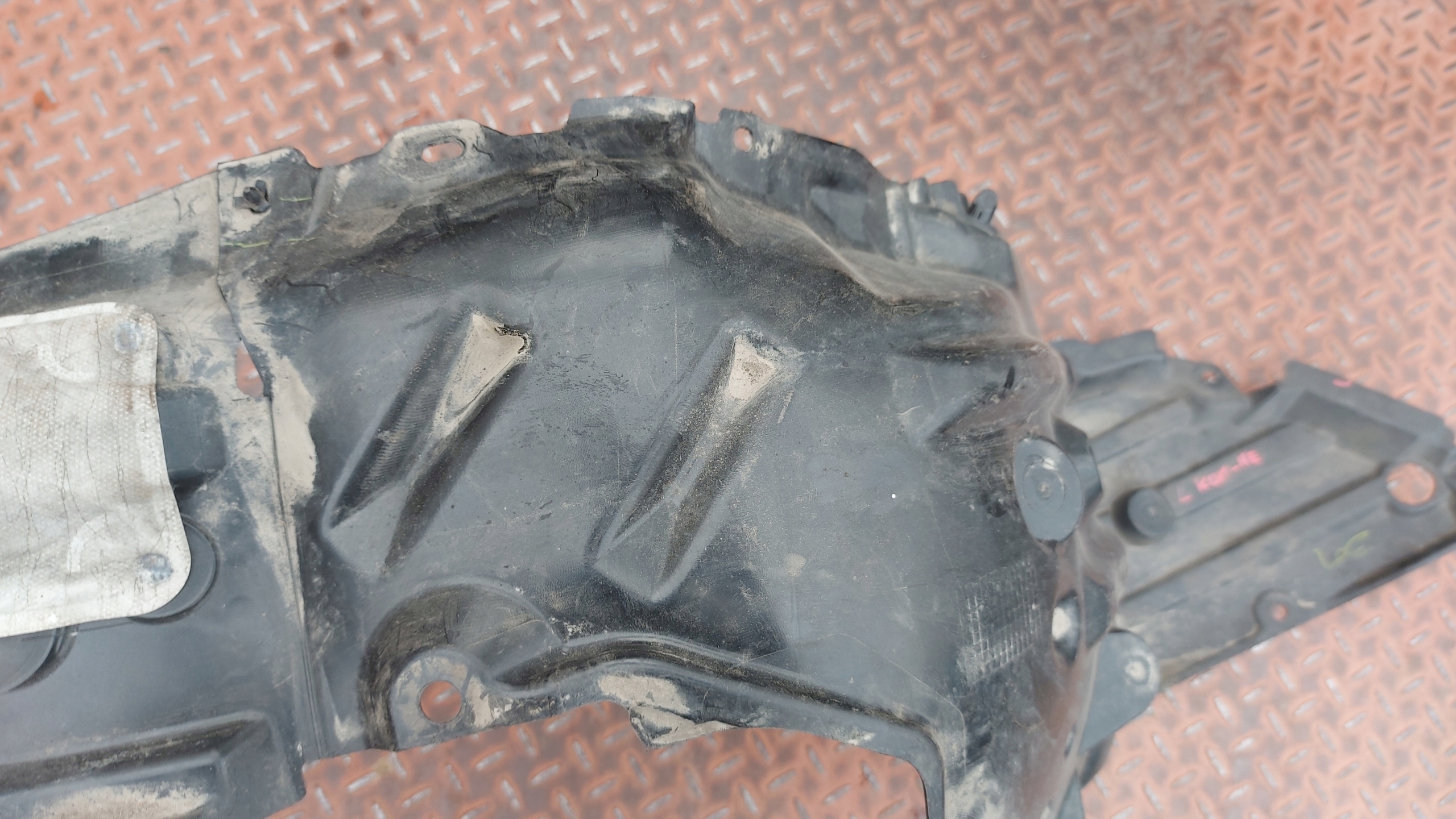mudguard left left front front TOYOTA COROLLA E21 19- KOMBI HB