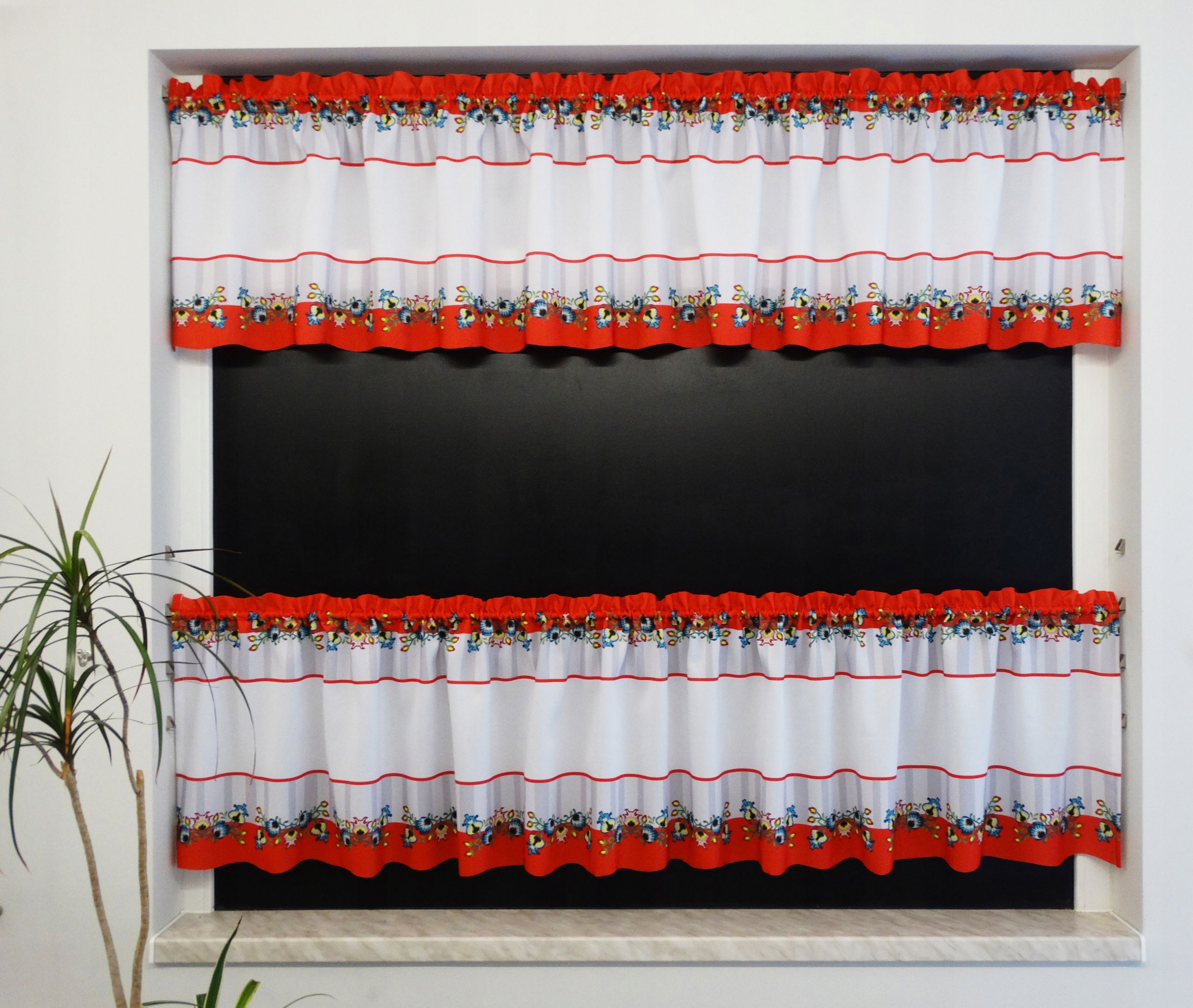 

Mg Lambrekin 300x45 Wz Folk łowicz 44 szyty