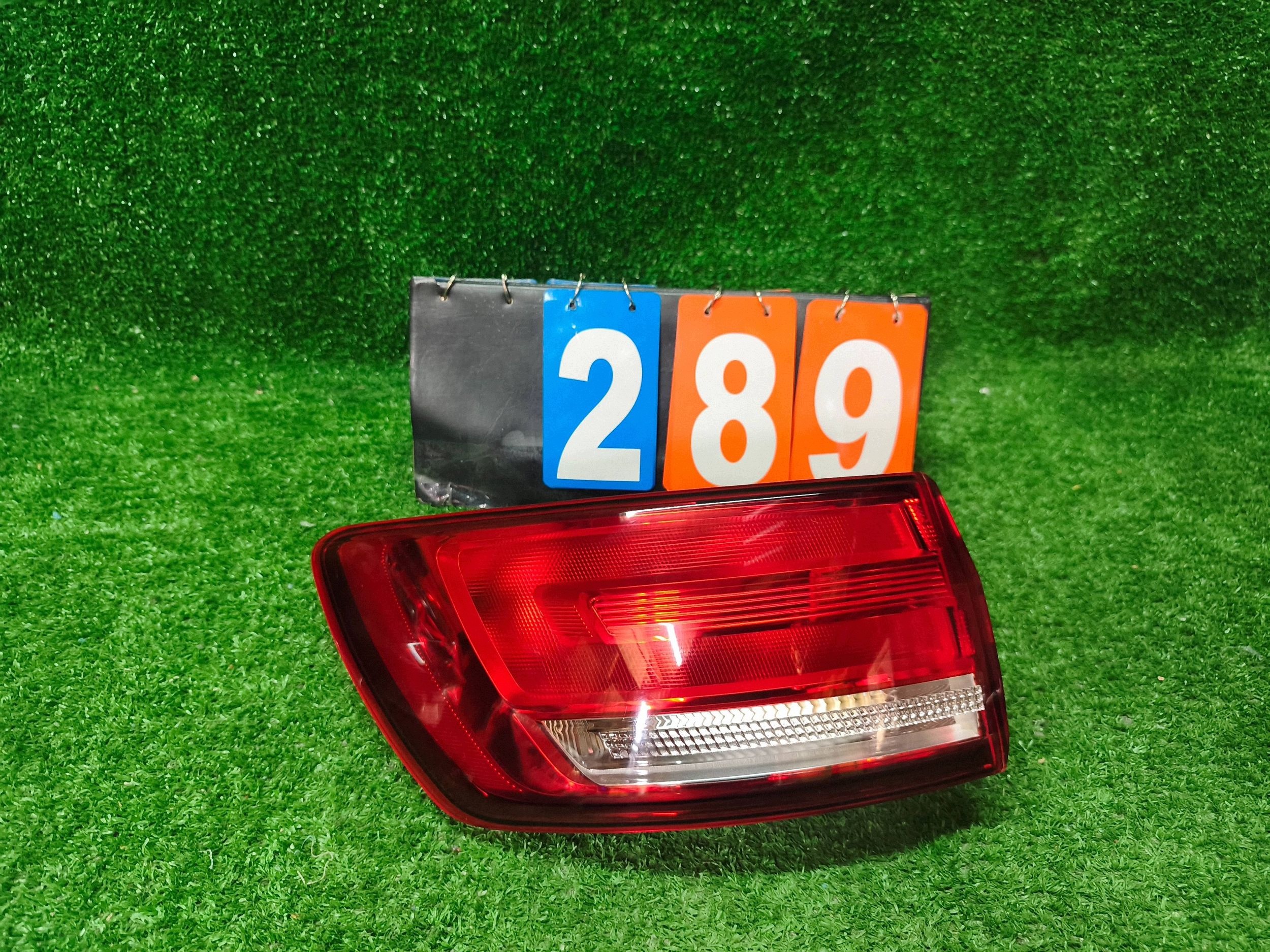 light rear part rear left AUDI A4 B9 15- KOMBI NR.289