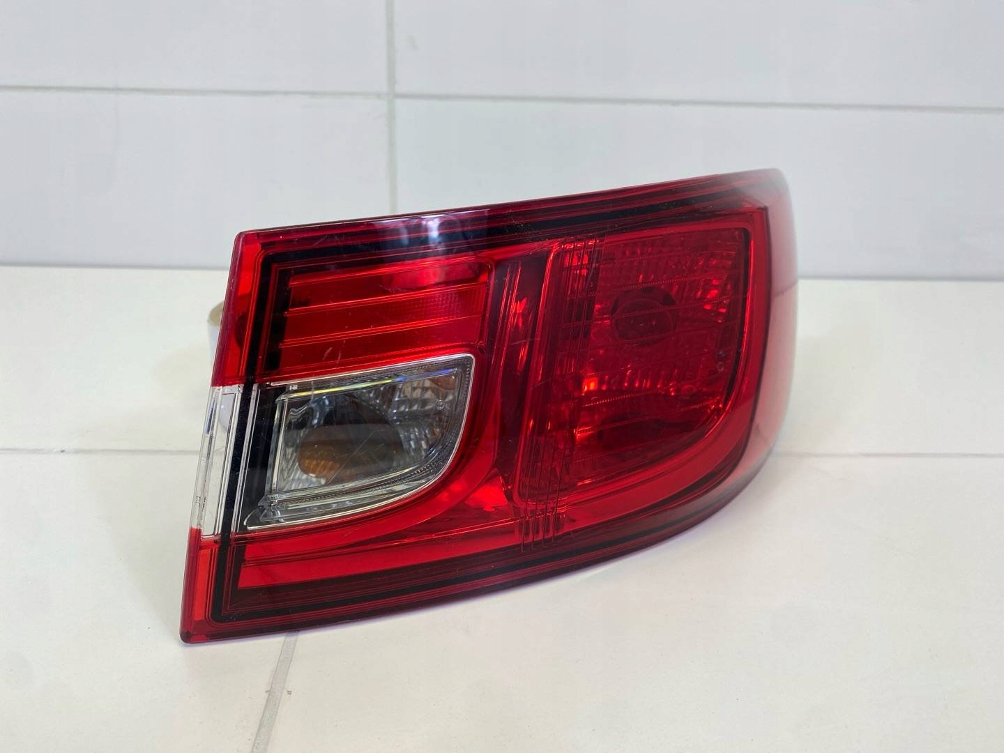 light rear right side Renault Clio 4 2015 265502831R