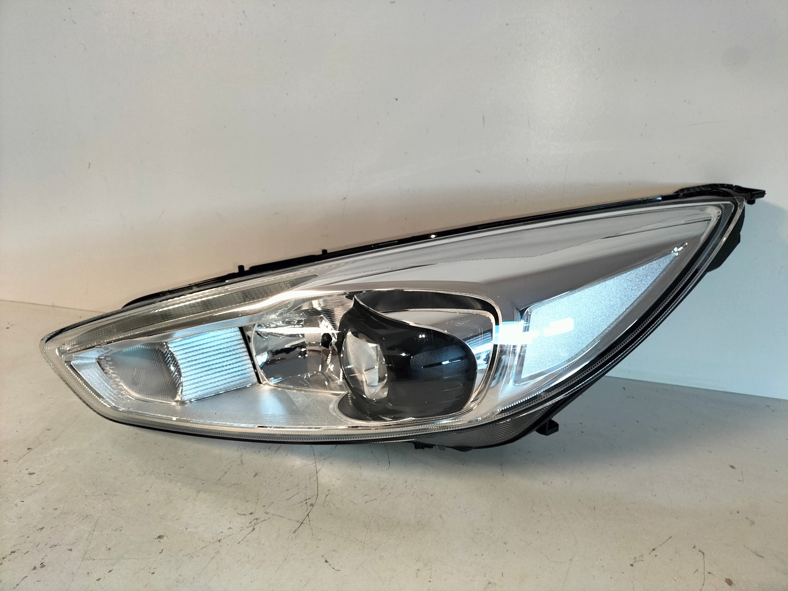 light front reflektor left FORD FOCUS III MK3 LIFT 14-18 BI-XENON