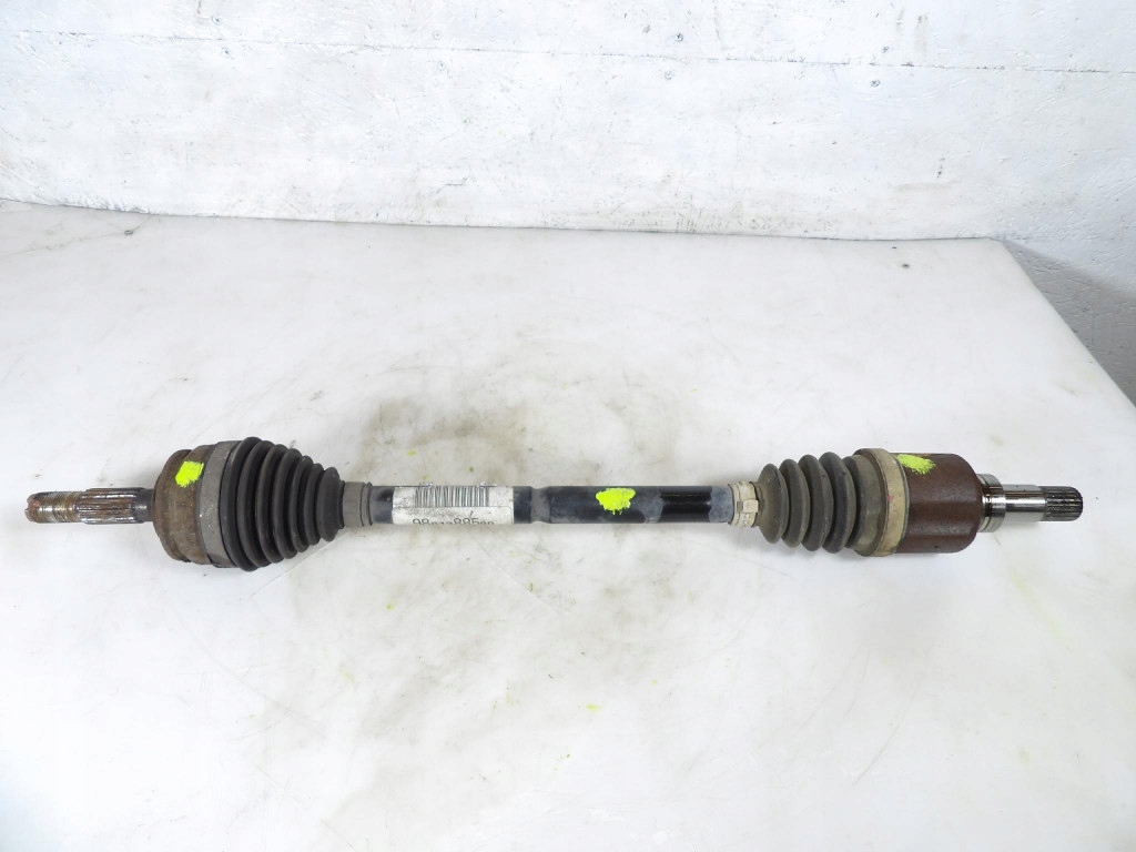 Citroen C3 II 1.1 VTI semi-axis left
