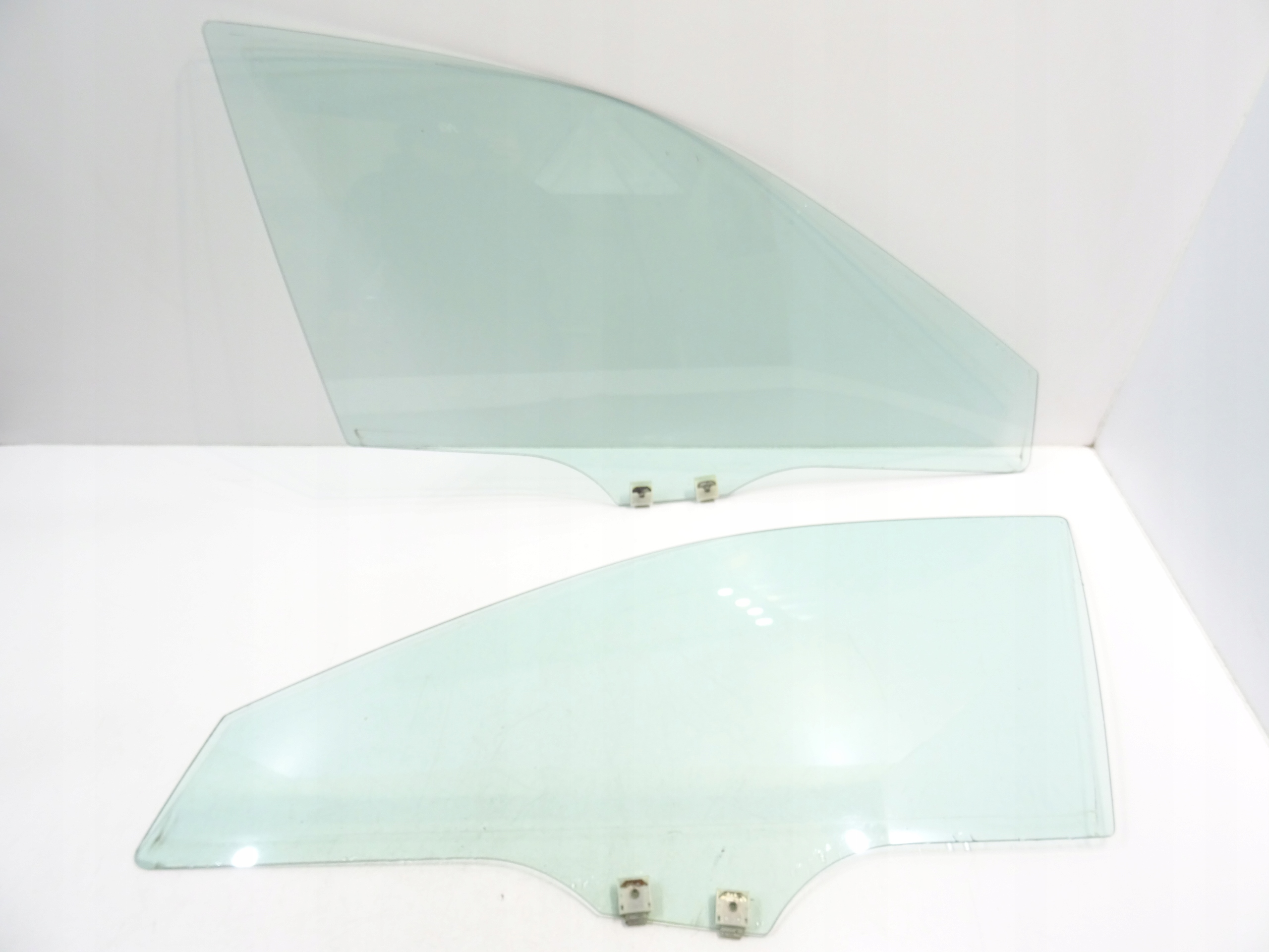 SZYBA DRZWI PRZOD PRZEDNIA MAZDA 6 I 2002-2008