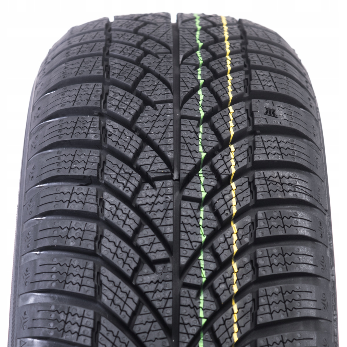 4x Opony Zimowe 175/65R14 Kumho Wintercraft WP52+