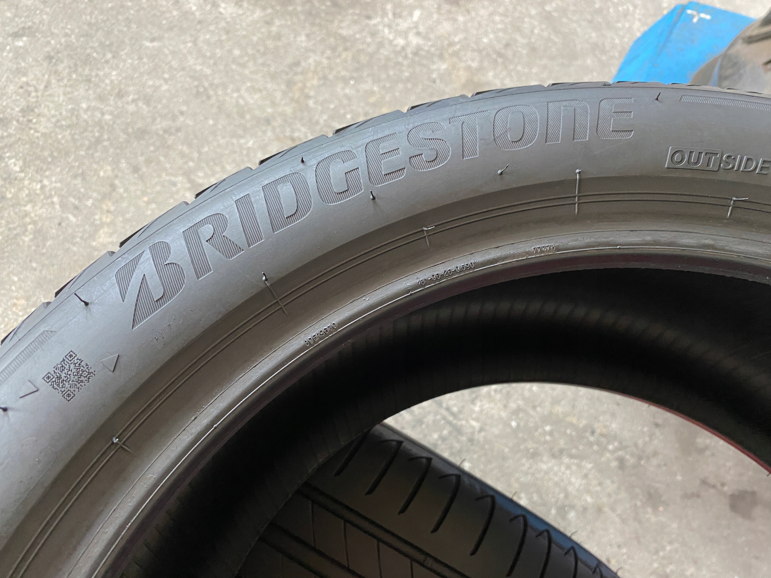 2 tyres summer 255/40R18 99Y BRIDGESTONE TURANZA T005