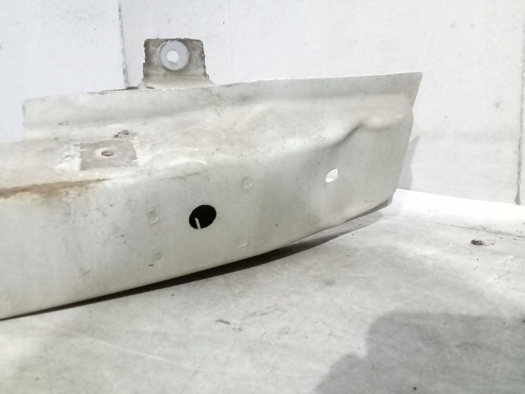 Opel Vivaro A bumper support front