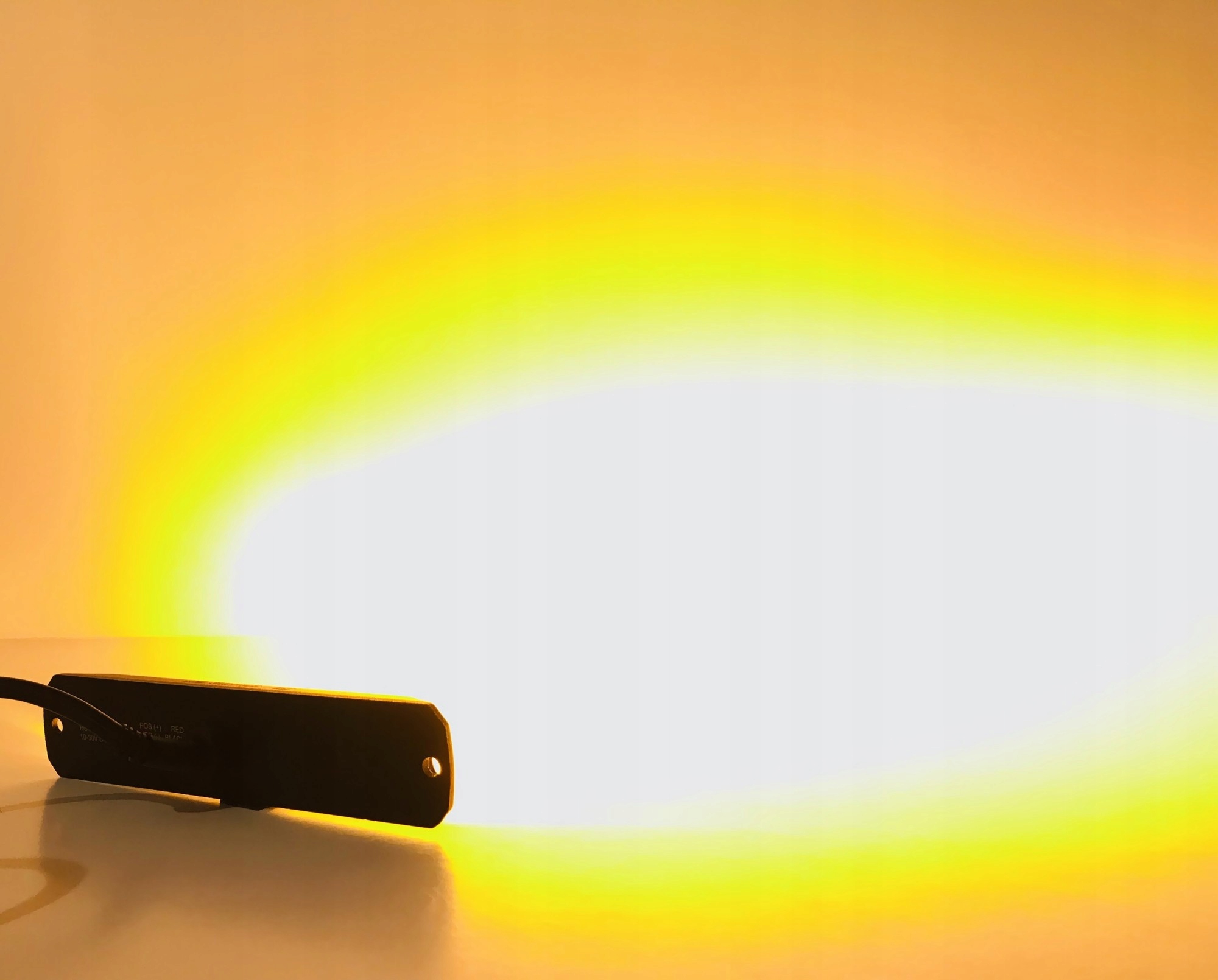 LAMPA OSTRZEGAWCZA BŁYSKOWA 6 LED ŻÓŁTA STROBOSKOP EAN (GTIN) 8258184062457