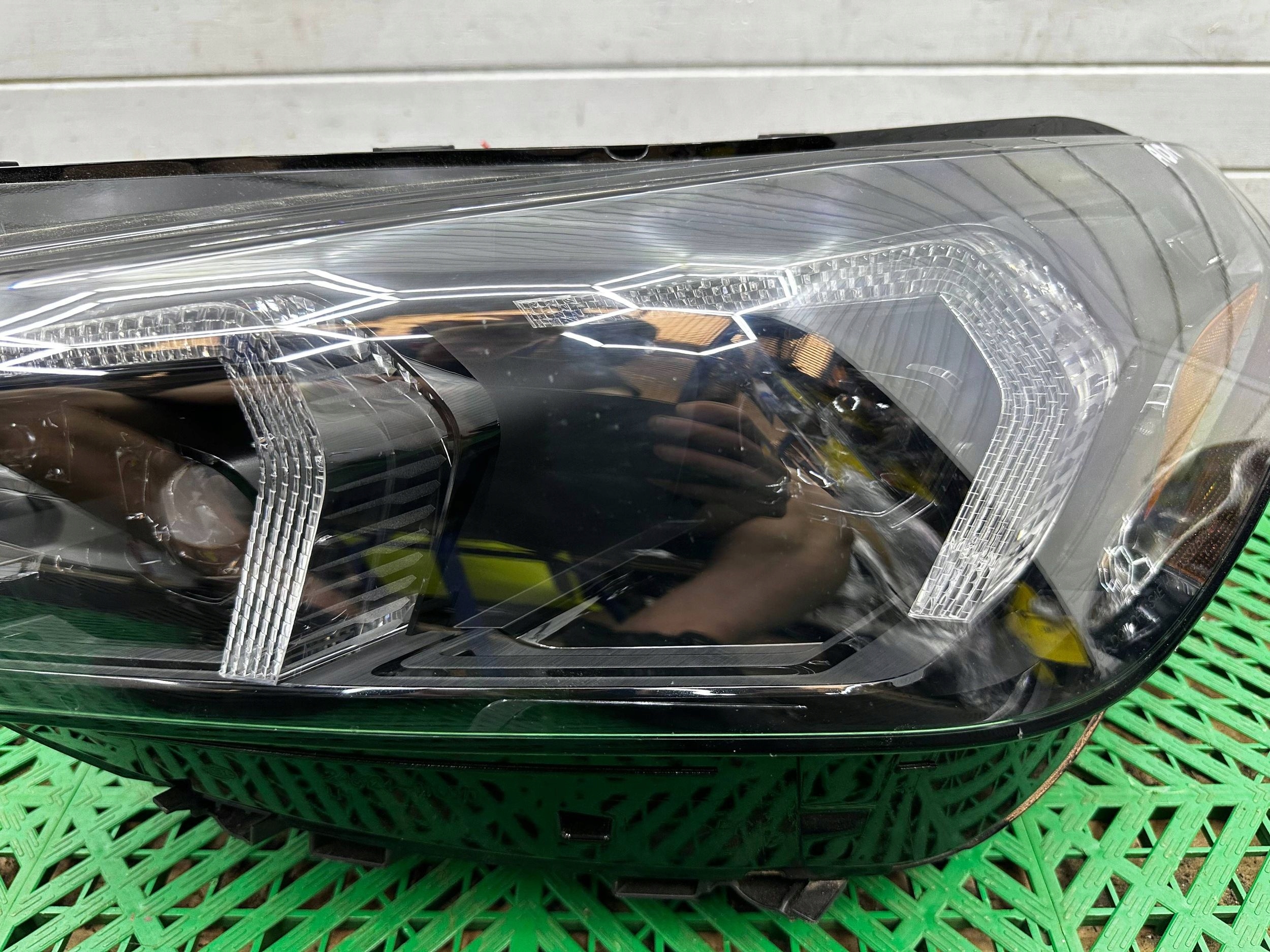 light front BMW X1 U11 USA BLACK SHADOW 5A5BD63
