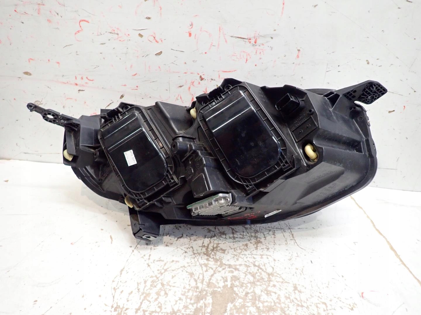 light front left PEUGEOT EXPERT III 2016- BI-XENON