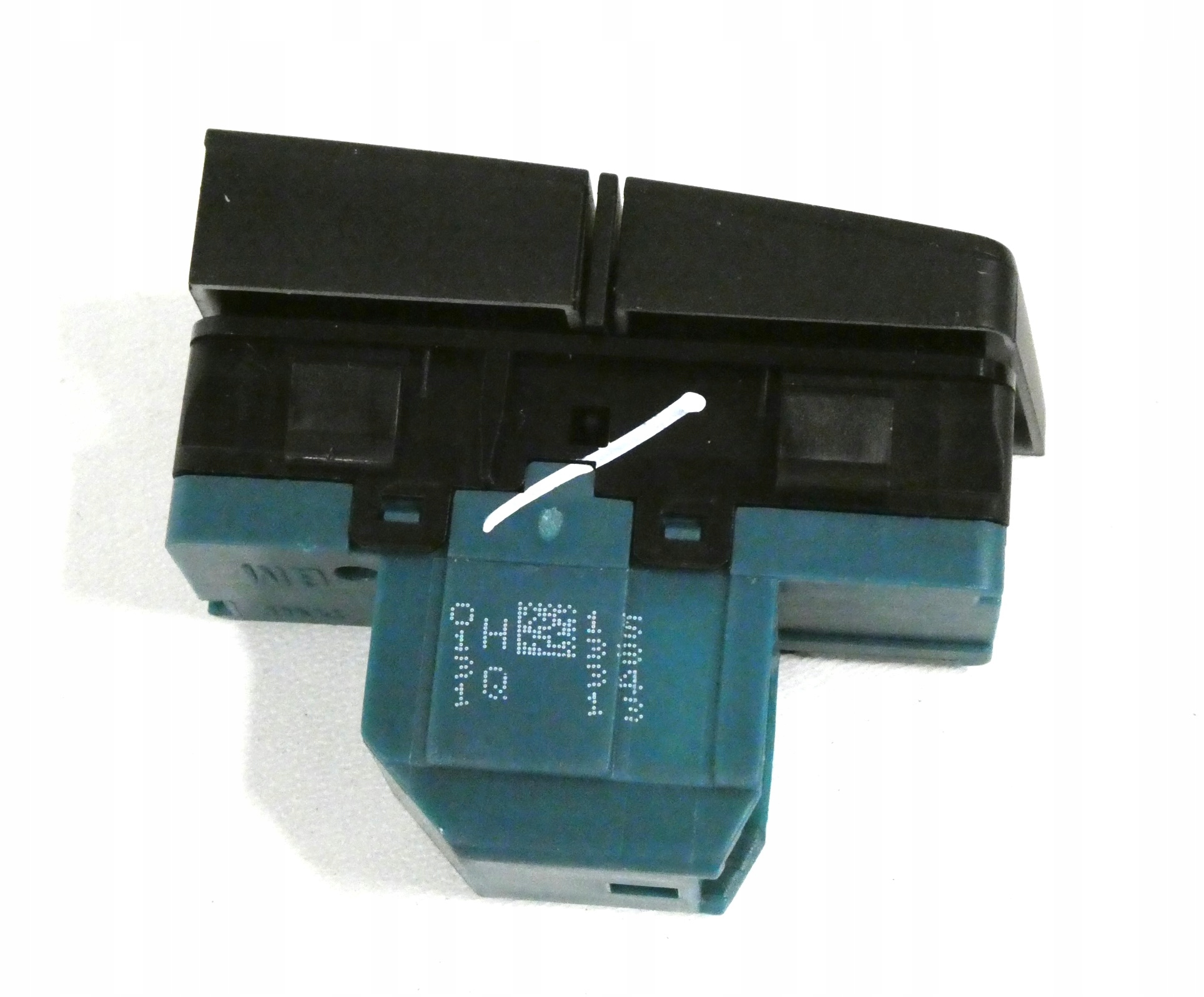 PRZYCISKI switch ASYSTENT PDC OPEL INSIGNIA A