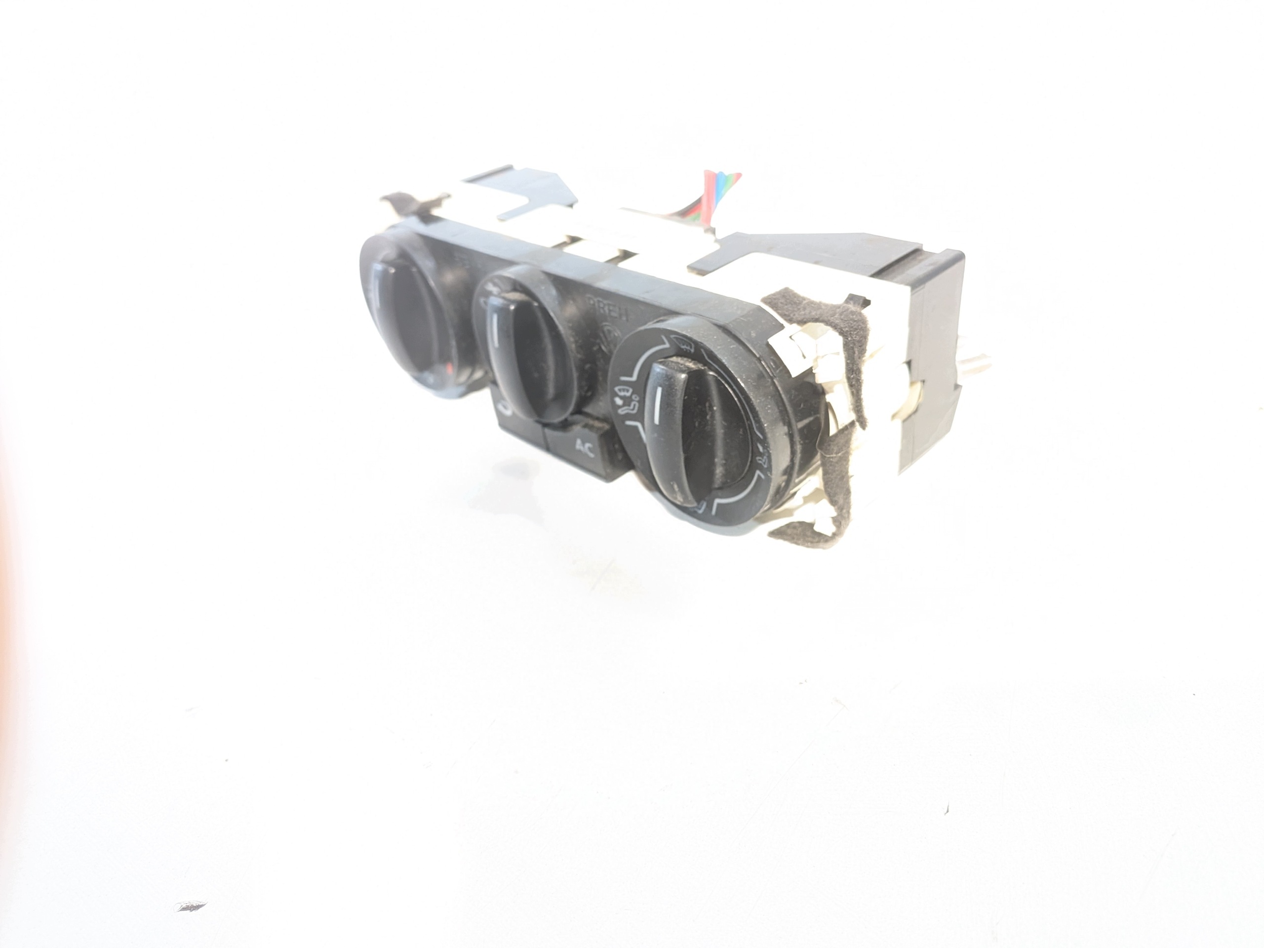 Interrupteur Bouton Unite commande clima OE 6Q0820045G VW FOX 05-09