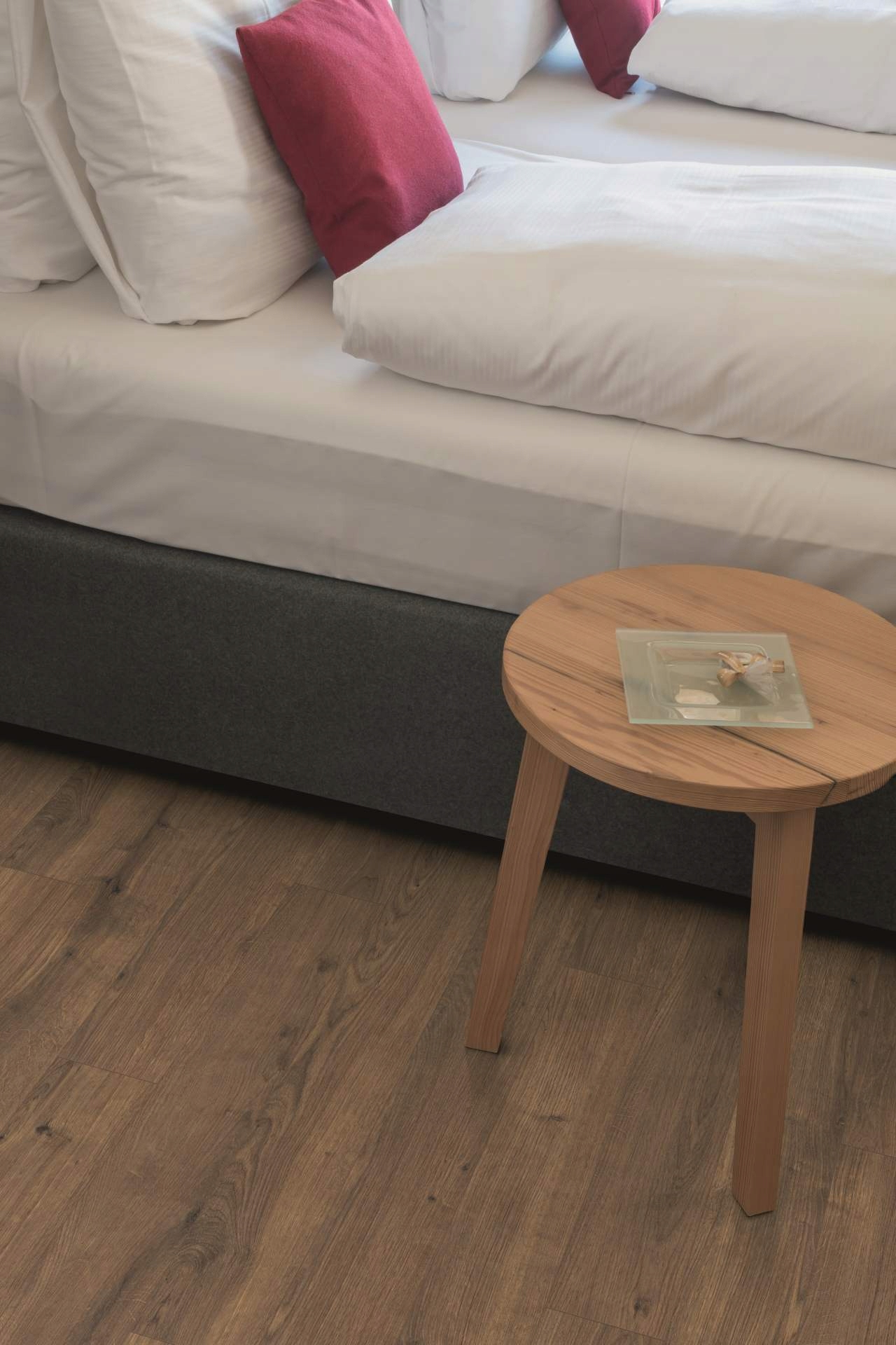 Panel podłogowy AC4 DĄB DUNNINGTON CIEMNY 1,21m Rodzaj panele laminowane