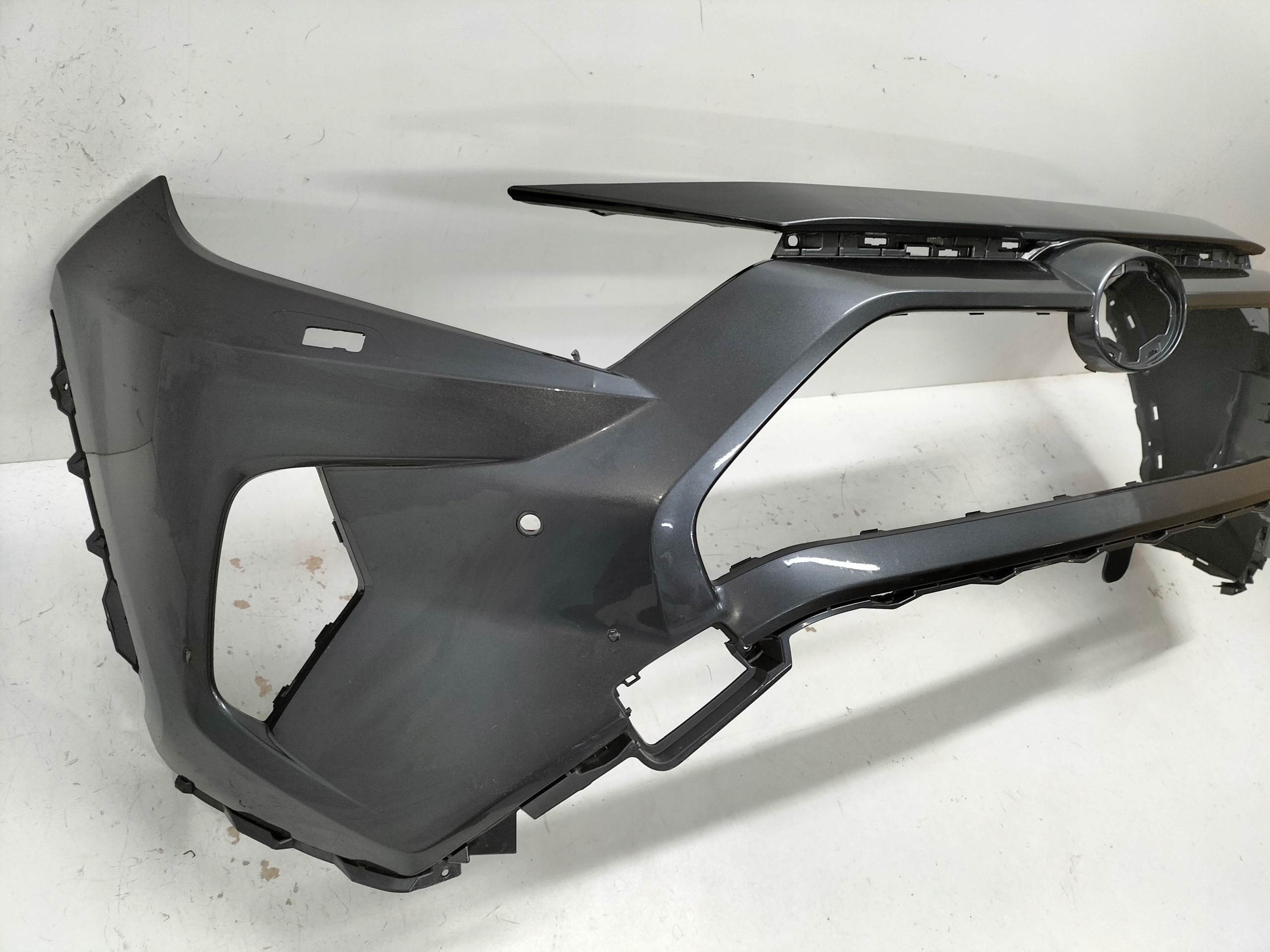 front bumper front TOYOTA RAV4 RAV-4 V 18