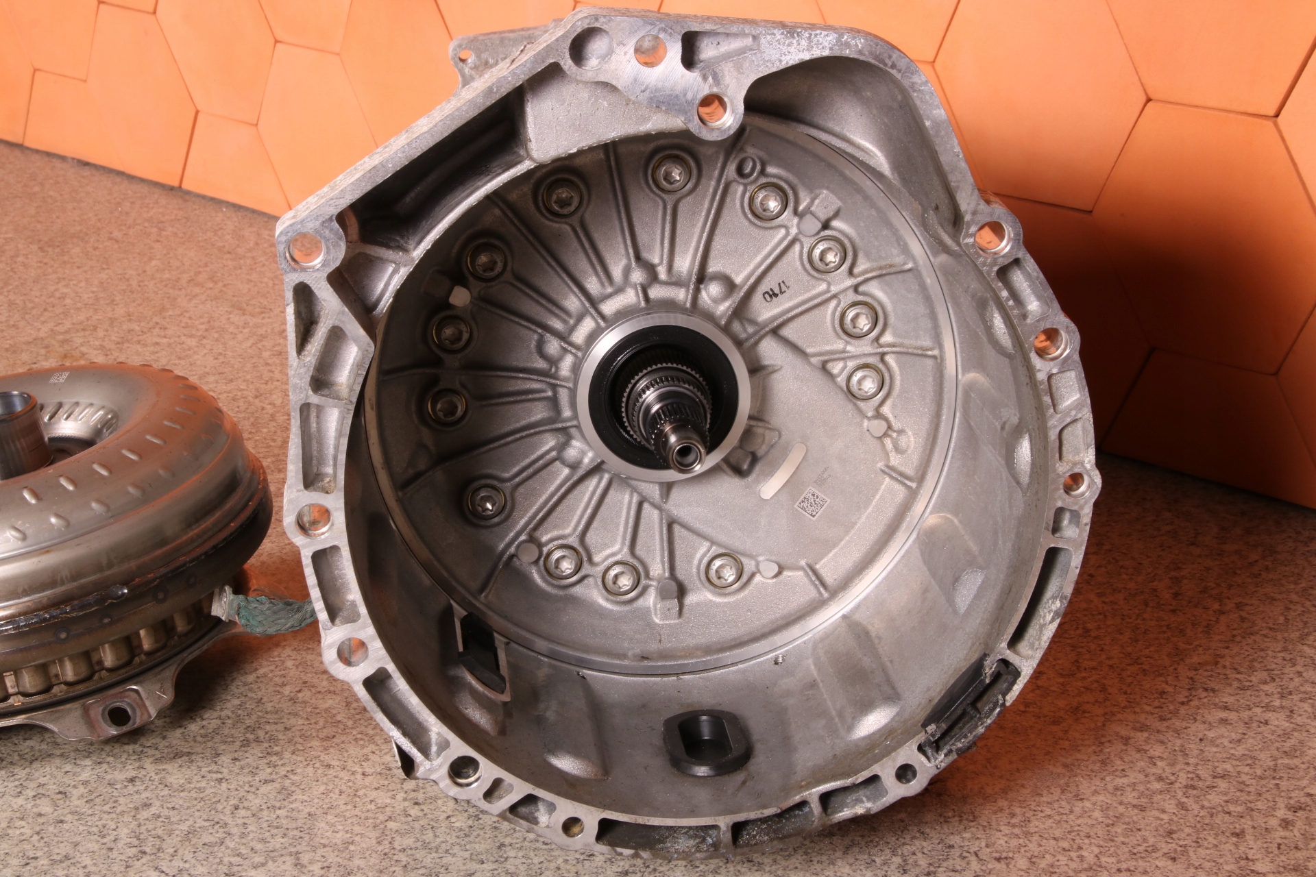 BMW F30 328iX X-DRIVE gearbox, automatic 8HP-45X clutch HYDRO