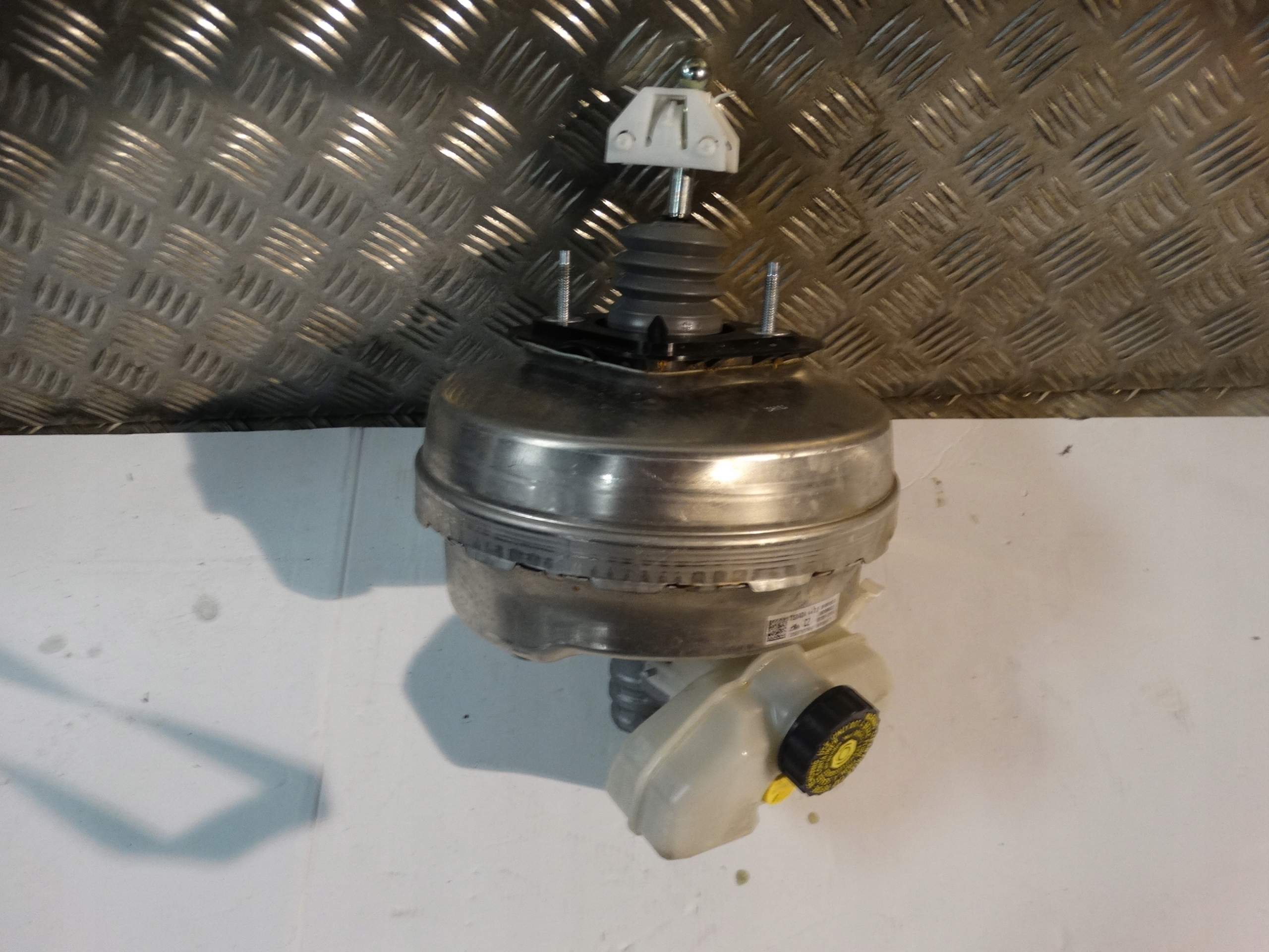 IDEALNE servo Servofreno BMW G11 G12 1 9
