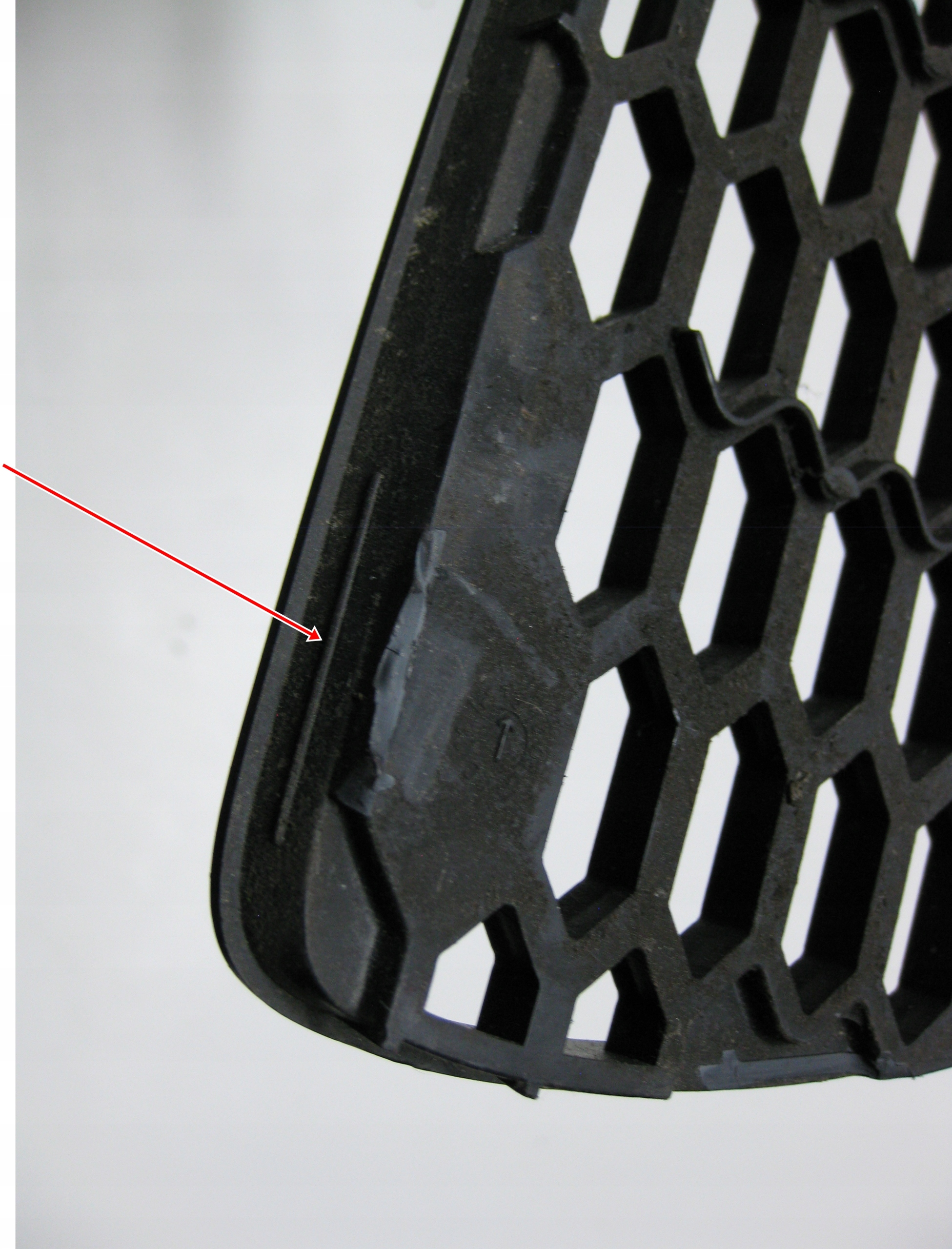 FIAT DOBLO II 13R grid central of a bumper front