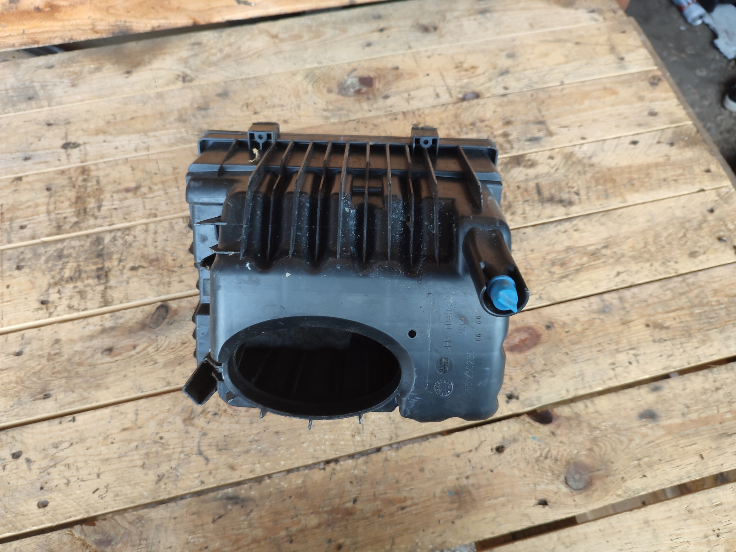 obal vzduchového filtra VW T5 2.0
