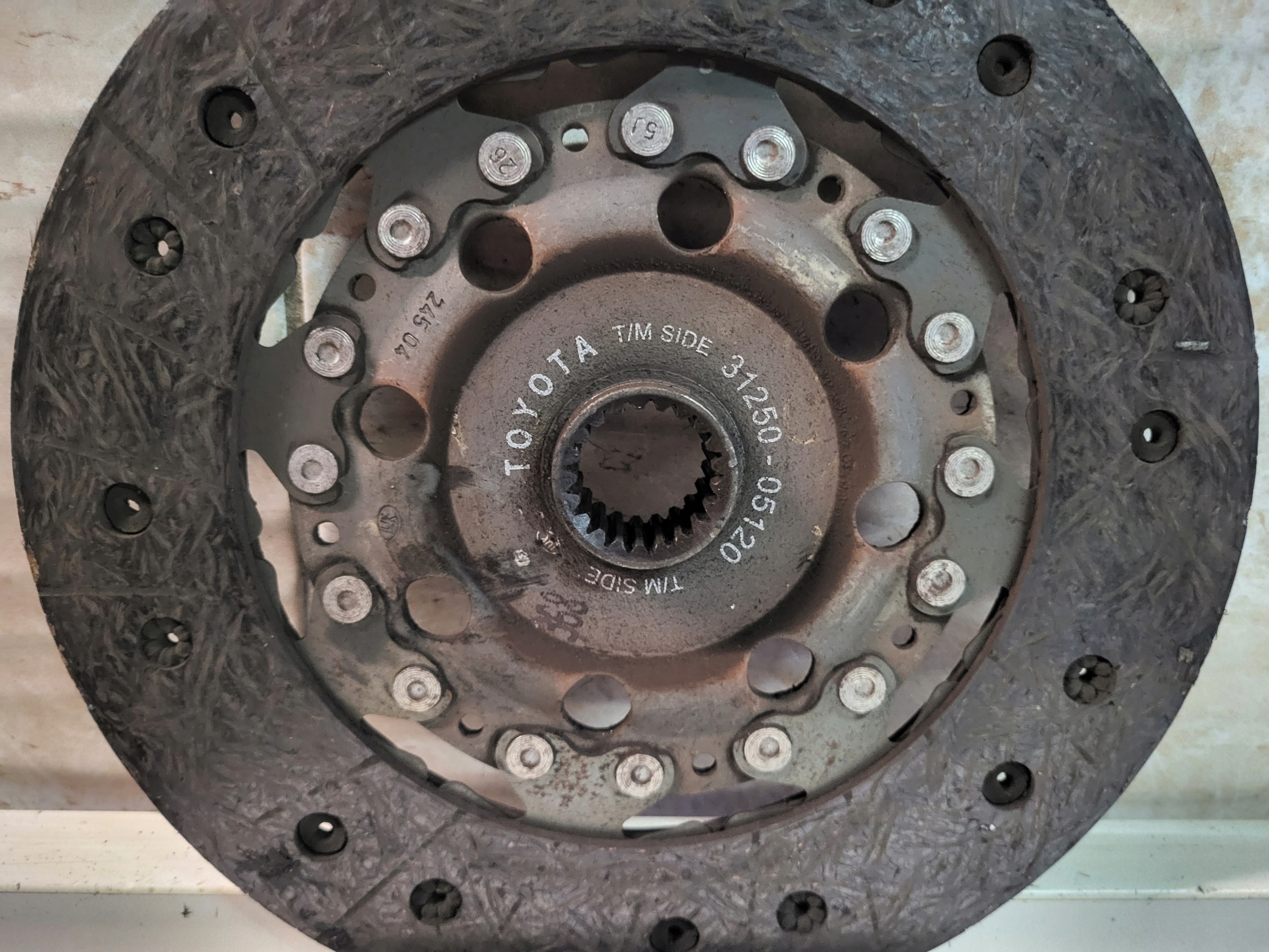 clutch TOYOTA COROLLA VERSO II 2.2 D-CAT KOMPLET