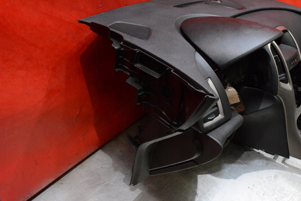 dashboard instrument panel console cockpit airbag EU OPEL ASTRA 4 IV J 09-12