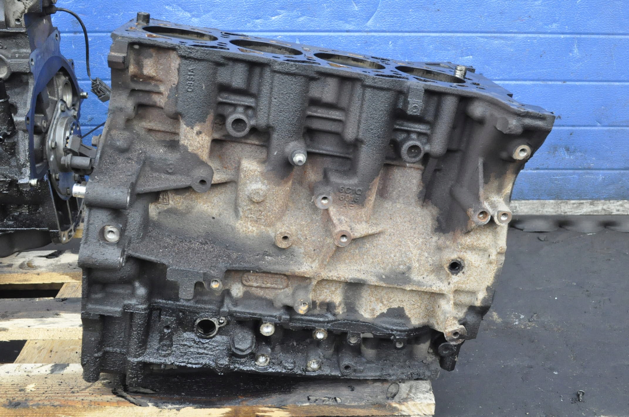 FORD TRANSIT VII MK7 2.2 TDCI 63kW 85KM BLOK SILNIKA P8FA P8FB Producent części Ford OE