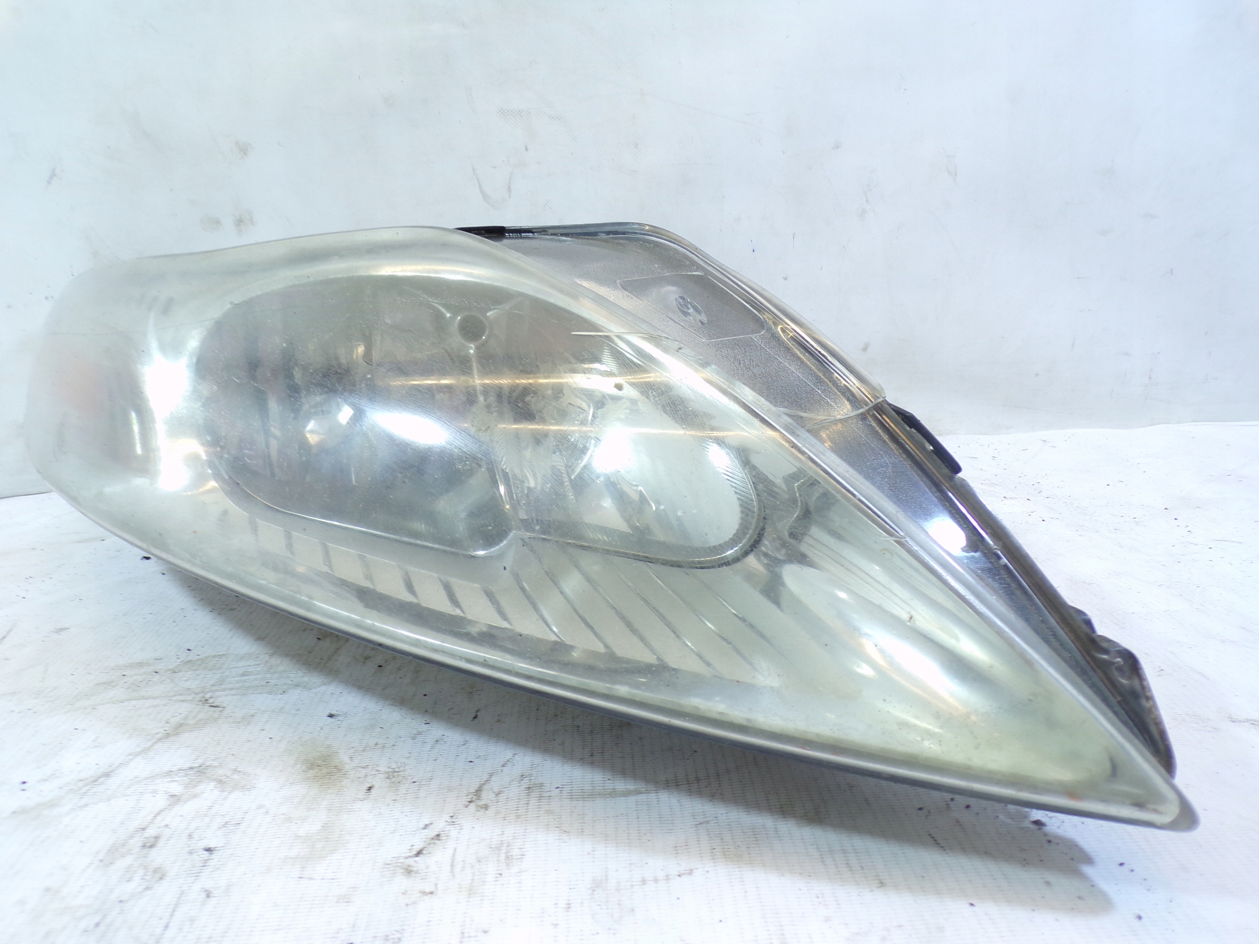 light front front right FORD MONDEO 4 IV OPIS (1) (K1)