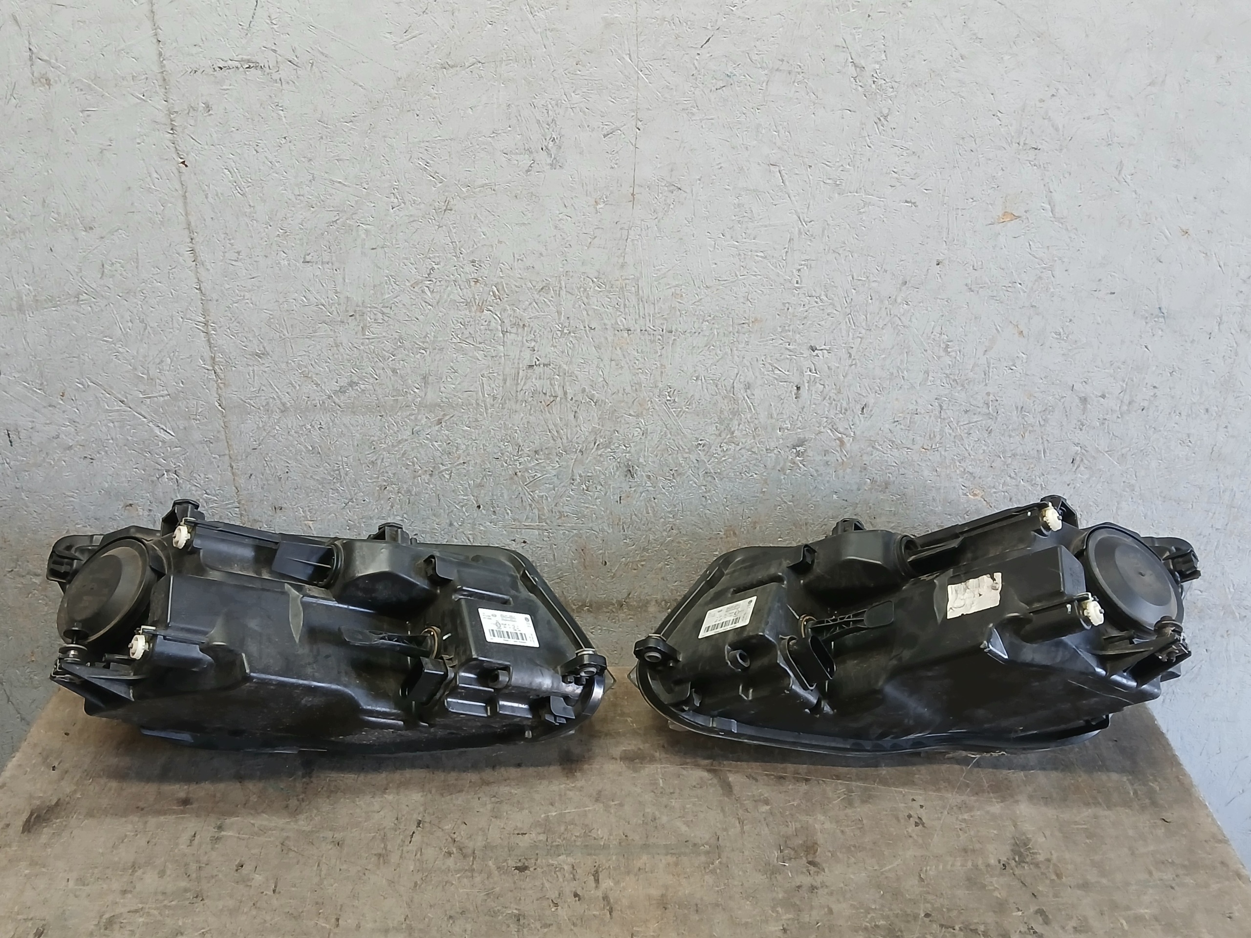 light lights front right left VW CADDY 2K 10-15 2K5941005A 2K5941006A