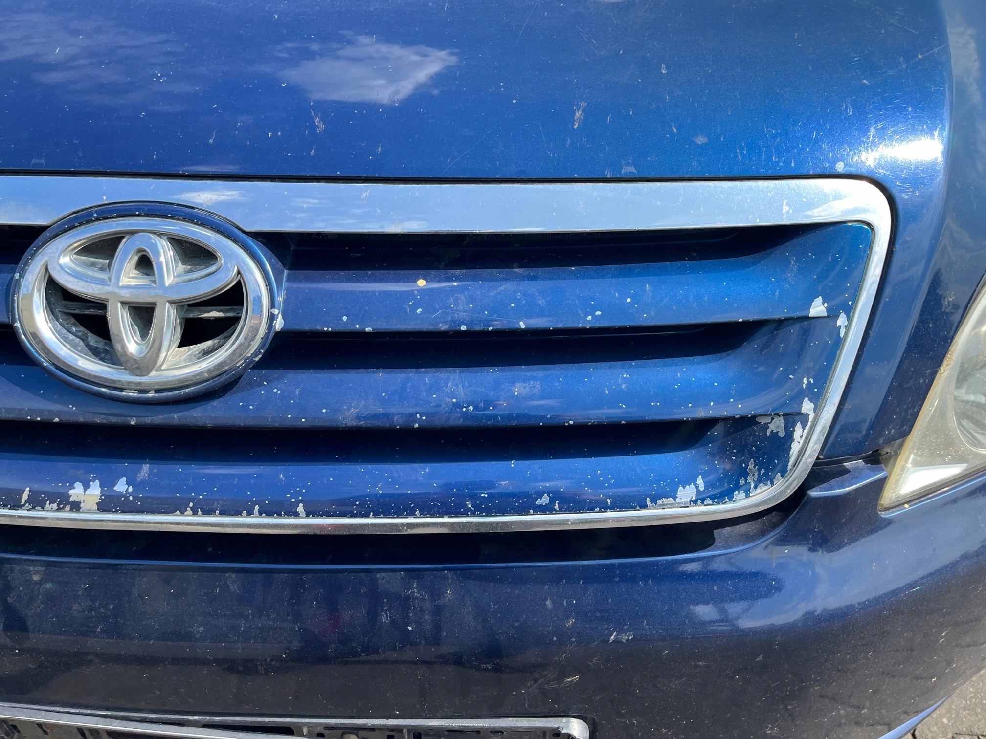 Toyota Avensis Verso Cofano 8P4
