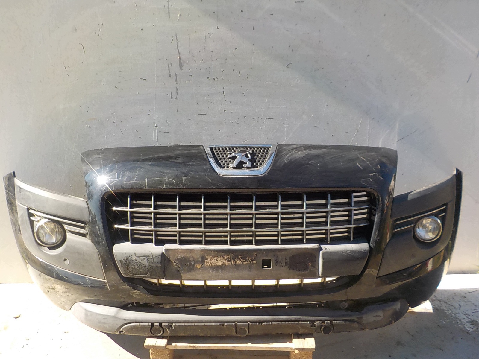 586 PEUGEOT 3008 09-13 bumper front front