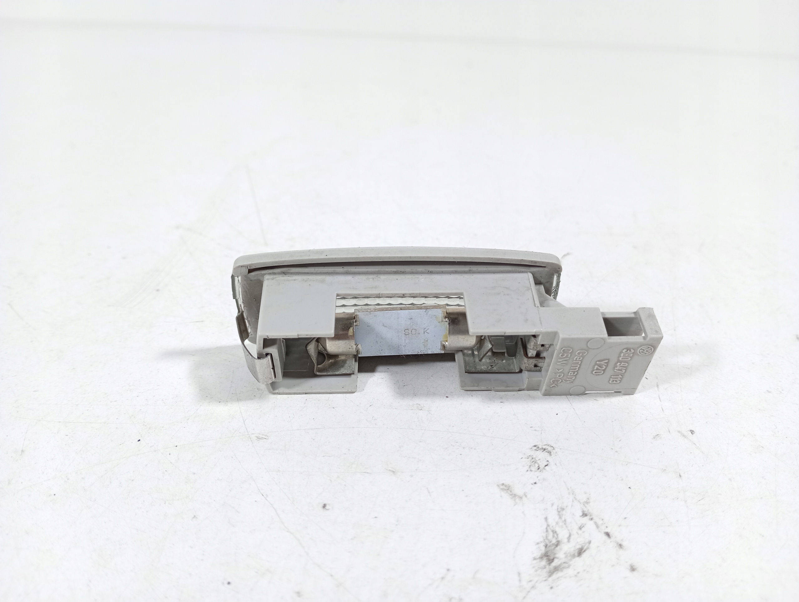 VW PASSAT B5 00-05 OSWIETLENIE cabs light inner OE 3B947113