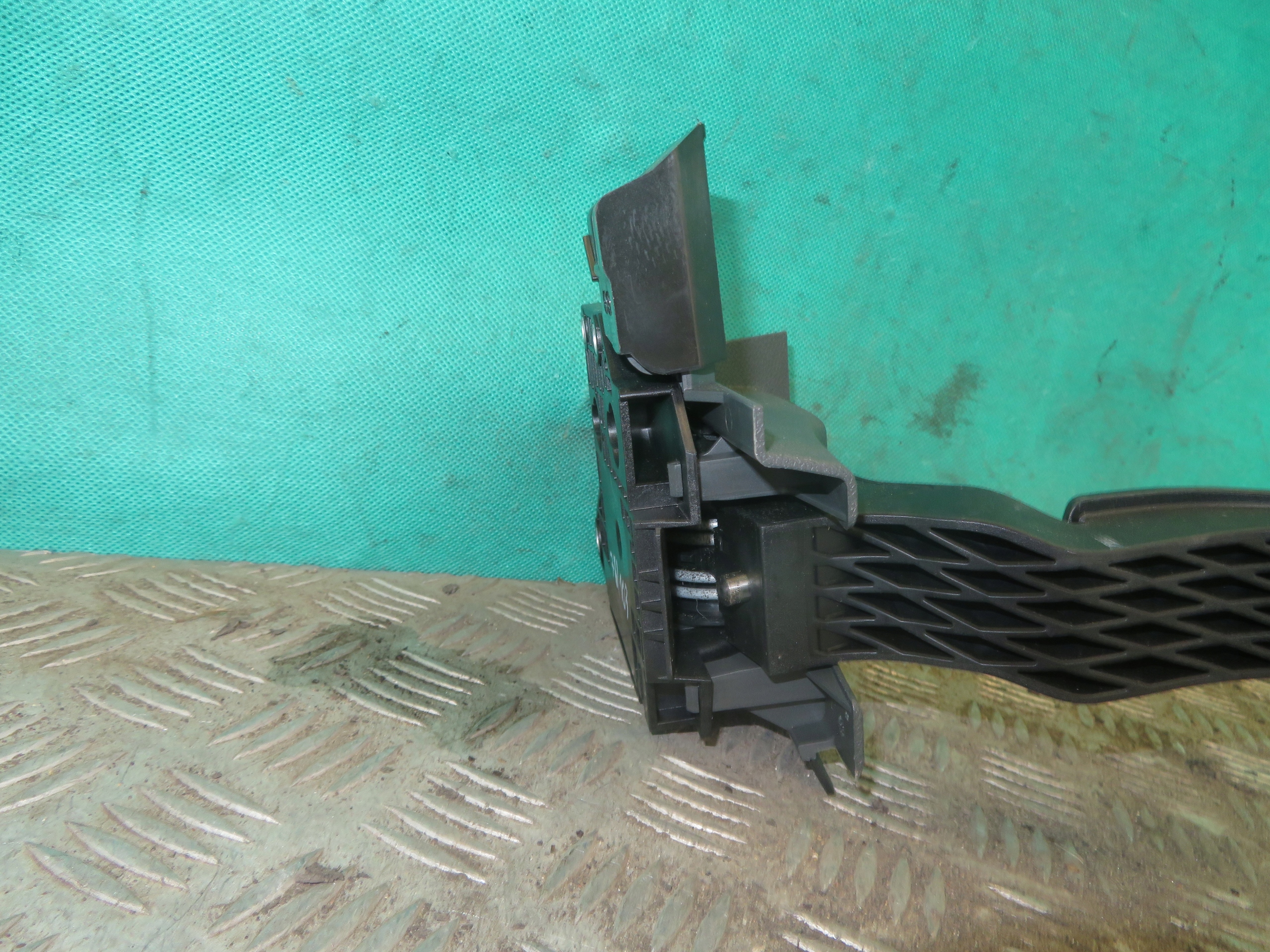 potentiometer accelerator pedal SCANIA G410 23R