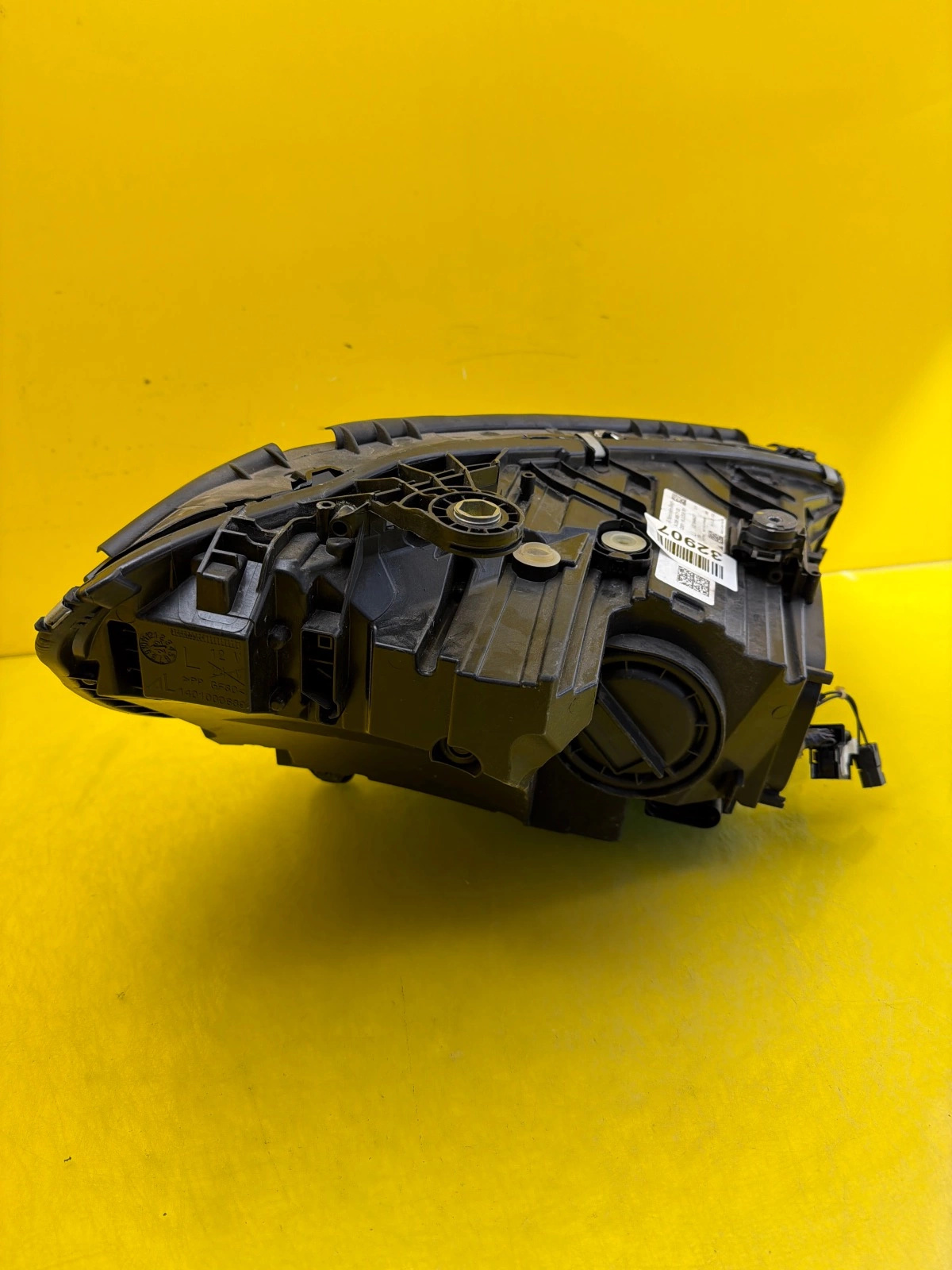 light left Mercedes C-klasa W206 Full Led A2069067103