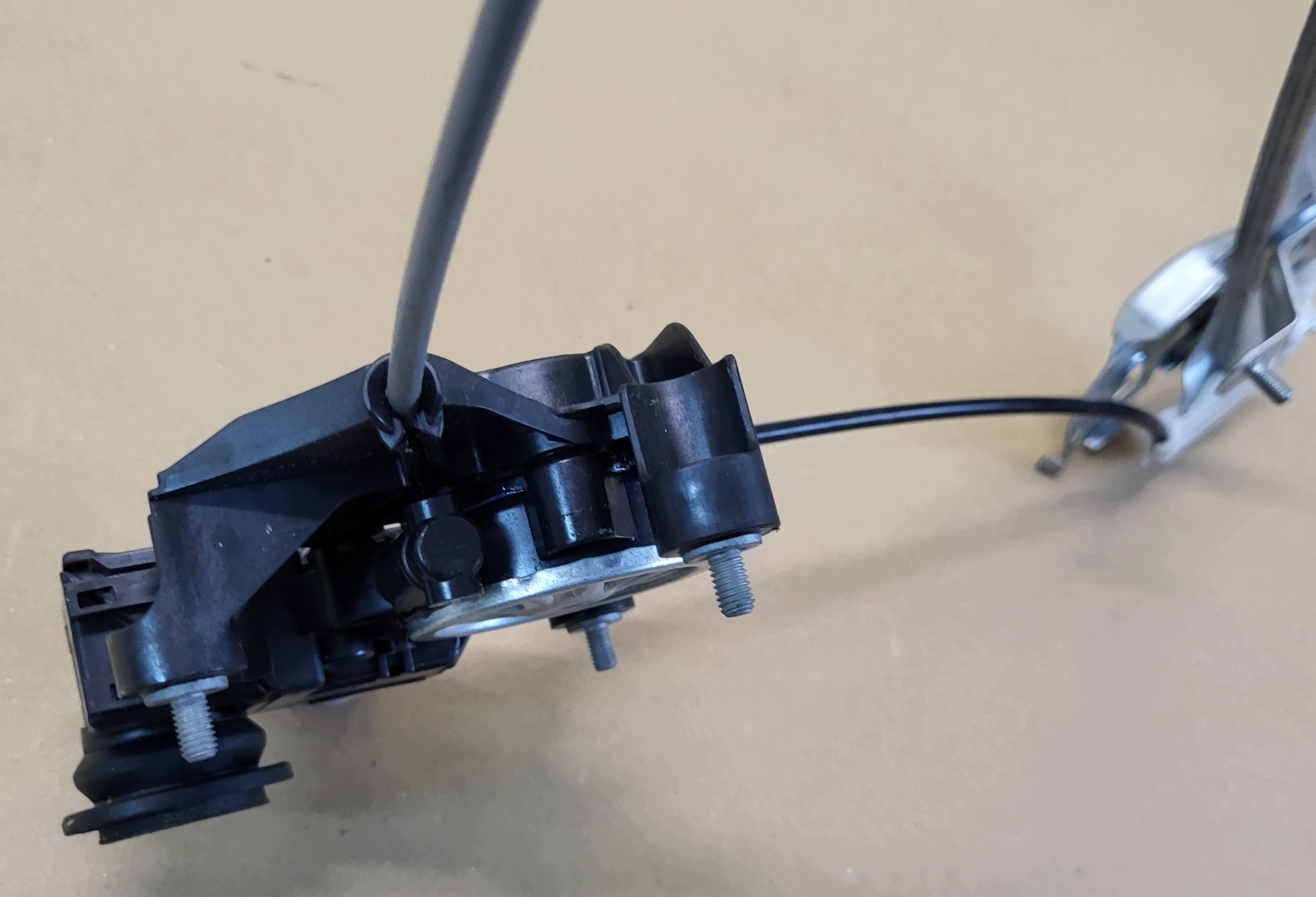 window regulator mini motor mechanism electrical left rear part TOYOTA RAV4 V 5 OE