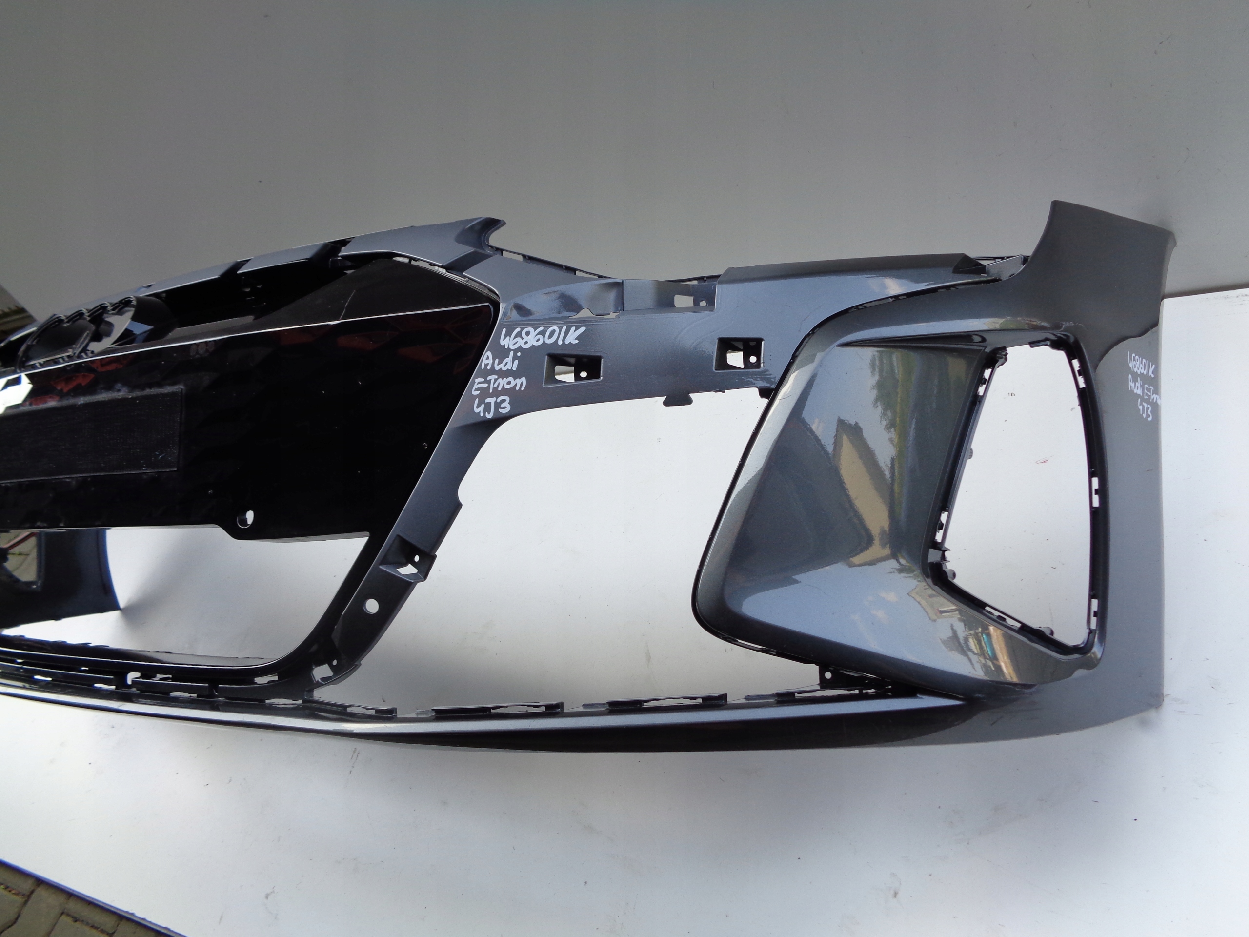 front bumper AUDI E-TRON GT 4J3 NR 46860