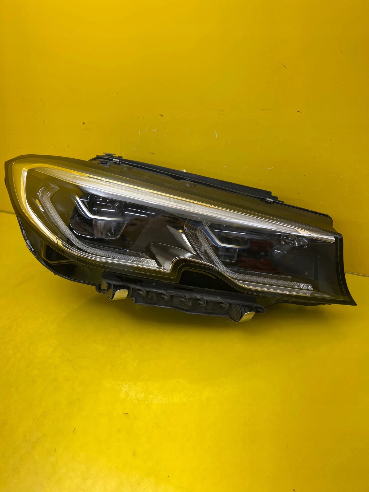 light right BMW 3 G20 G21 Laser 9481708-08