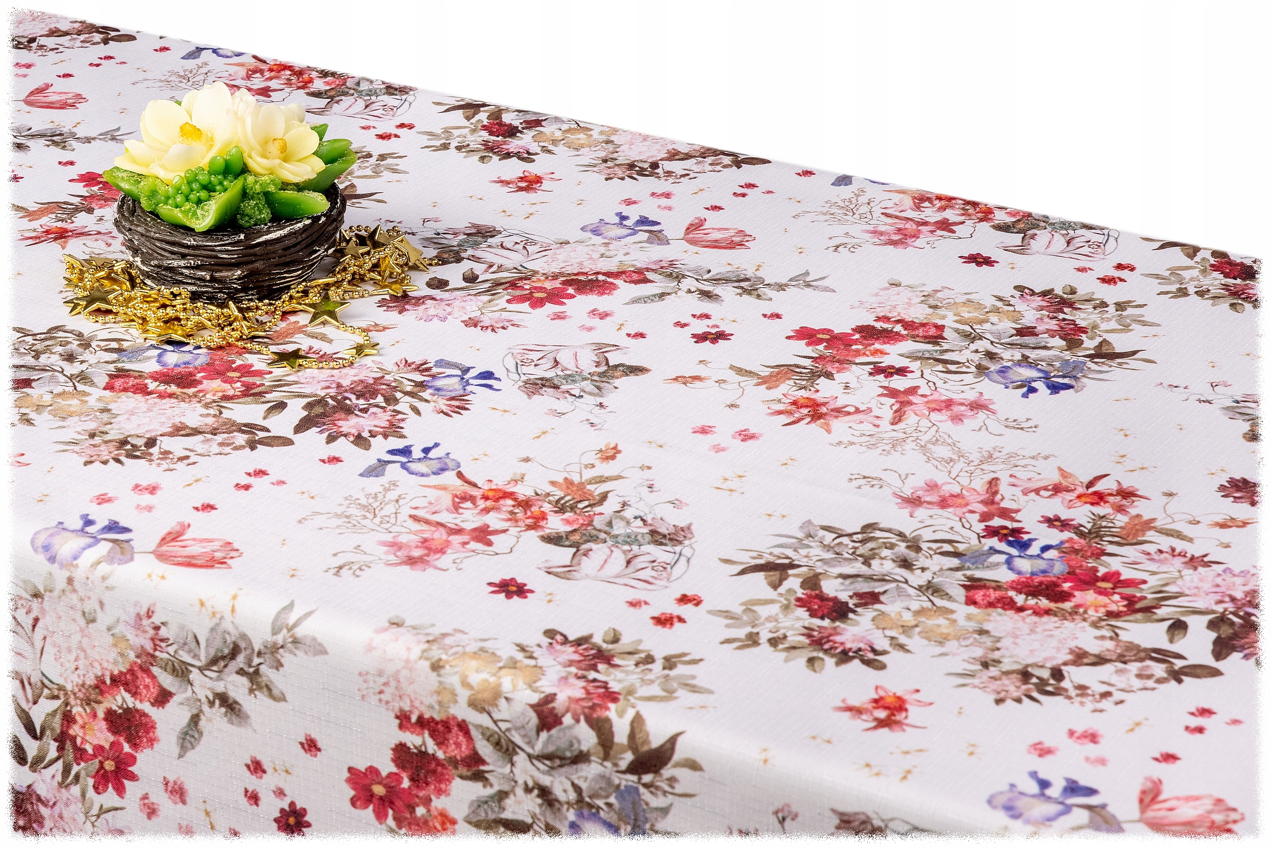 

Plamoodporny obrus Kwiaty w012 150x260 biały Styl