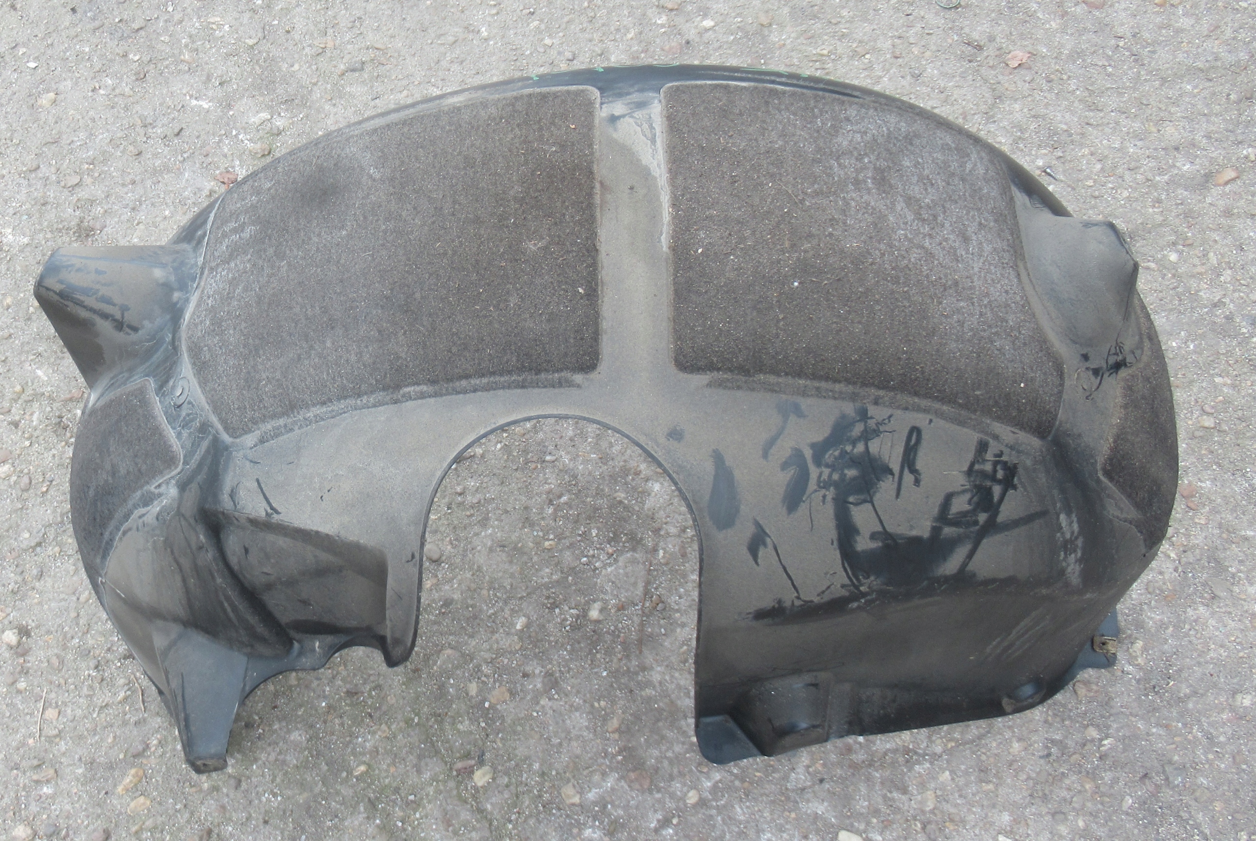 BMW E60 3.0 LCI 08R mudguard left rear part 7180405