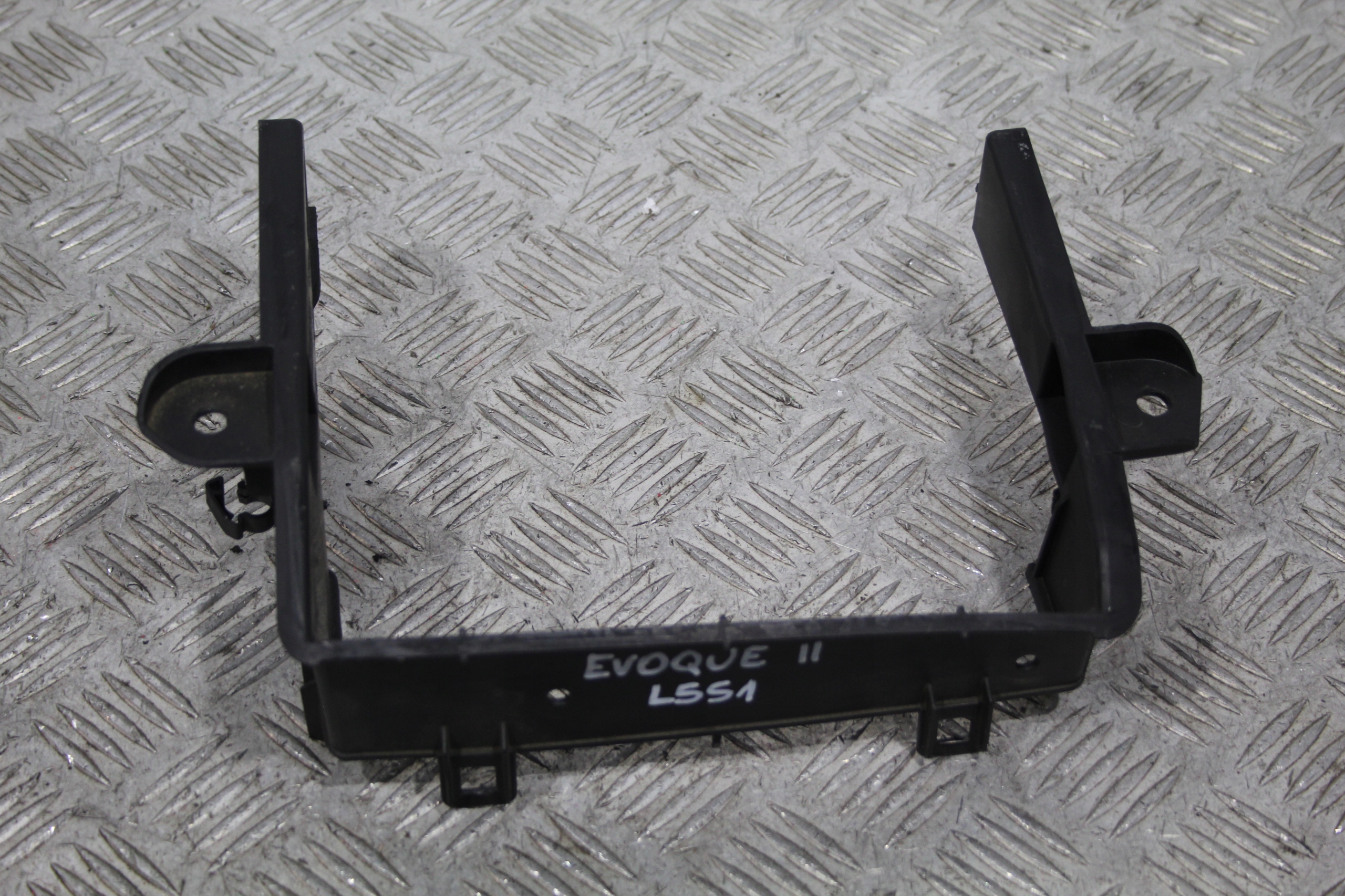 Halter AKUMULATORA EVOQUE II 2 L551