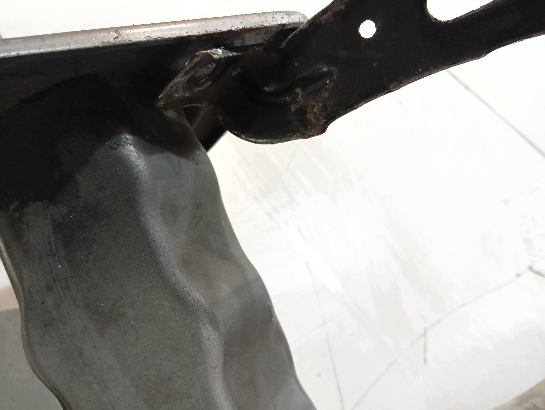 support panel for radiators Alfa Romeo 159 and (2005-2011)