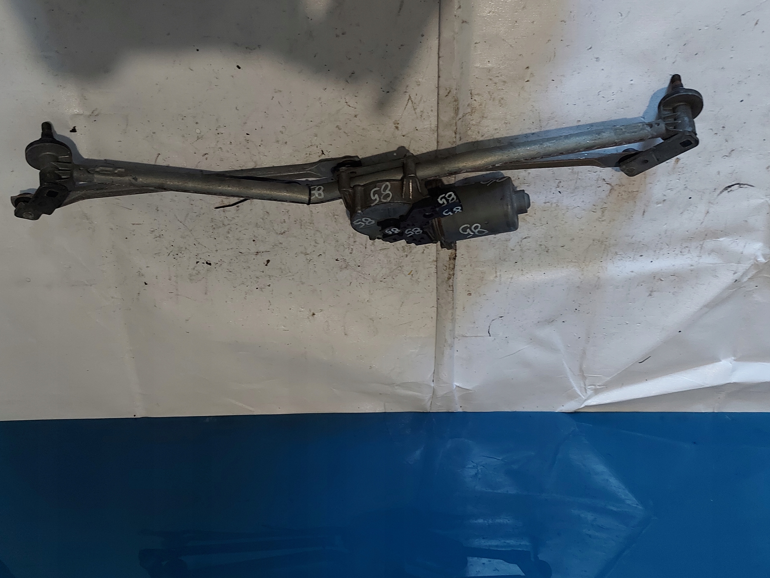 wiper mechanism SPRINTER 2011 R 405.146 front