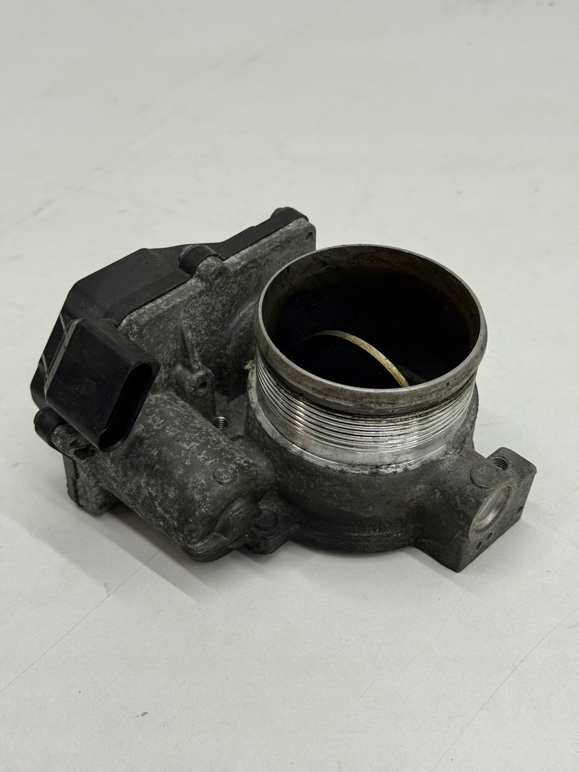 AUDI A4 A5 A8 D4 A7 A6 C7 3.0 TDI Valvola a farfalla Originale SPRAWNA!